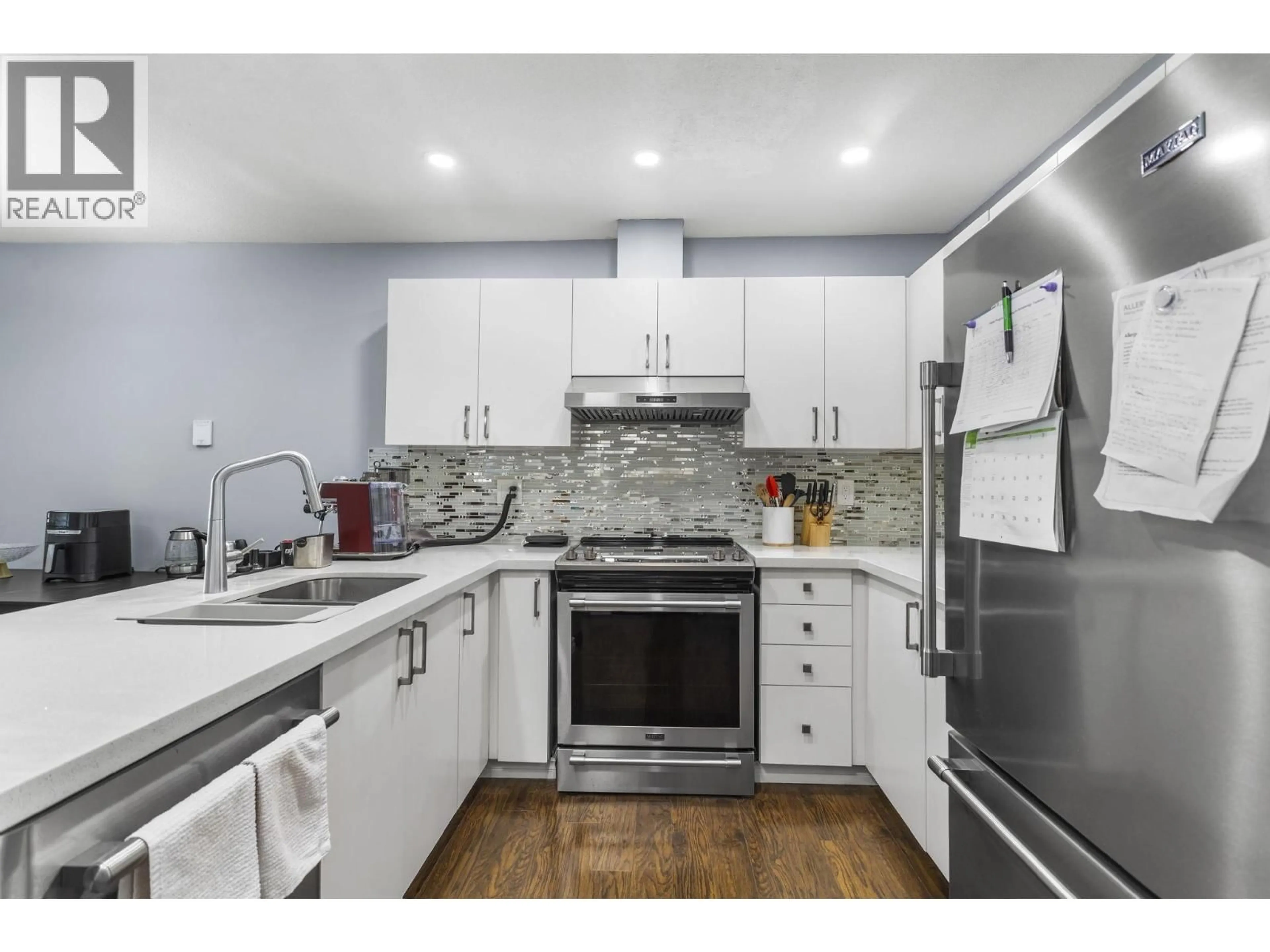 Unknown for 52 - 19034 MCMYN ROAD, Pitt Meadows British Columbia V3Y2N8