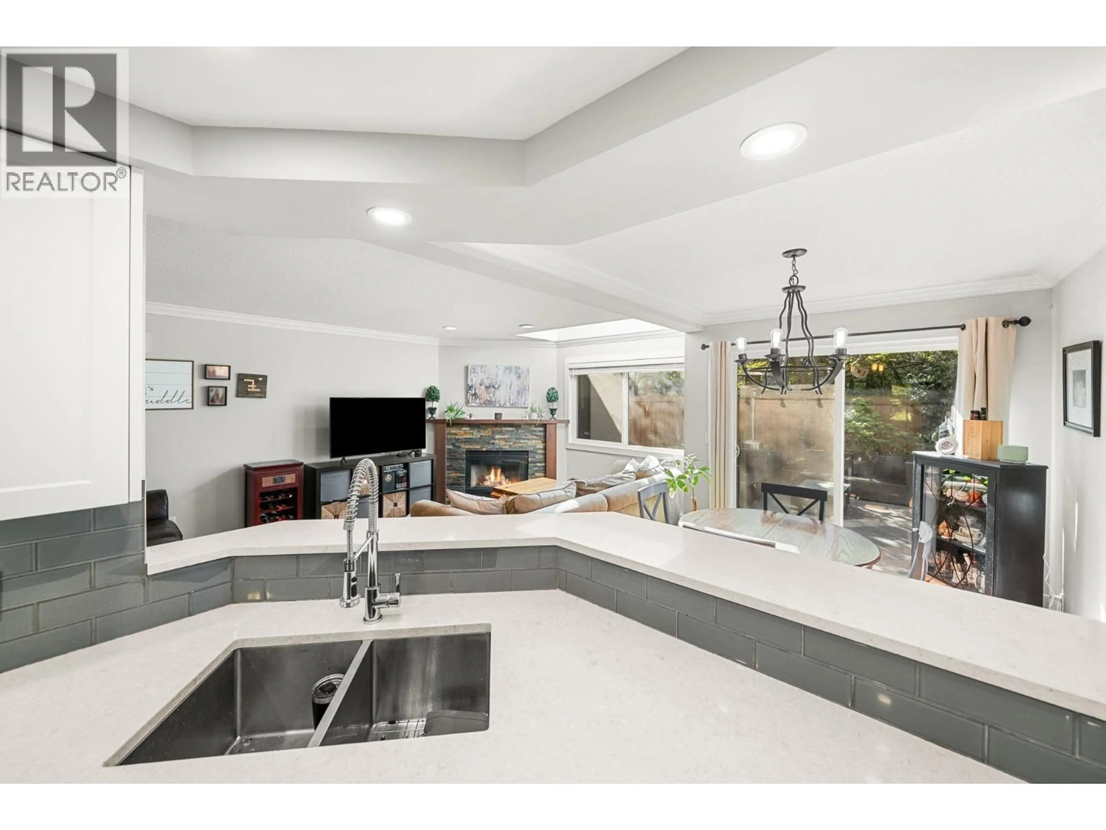 Open concept kitchen, unknown for 1 - 12438 BRUNSWICK PLACE, Richmond British Columbia V7E6K6