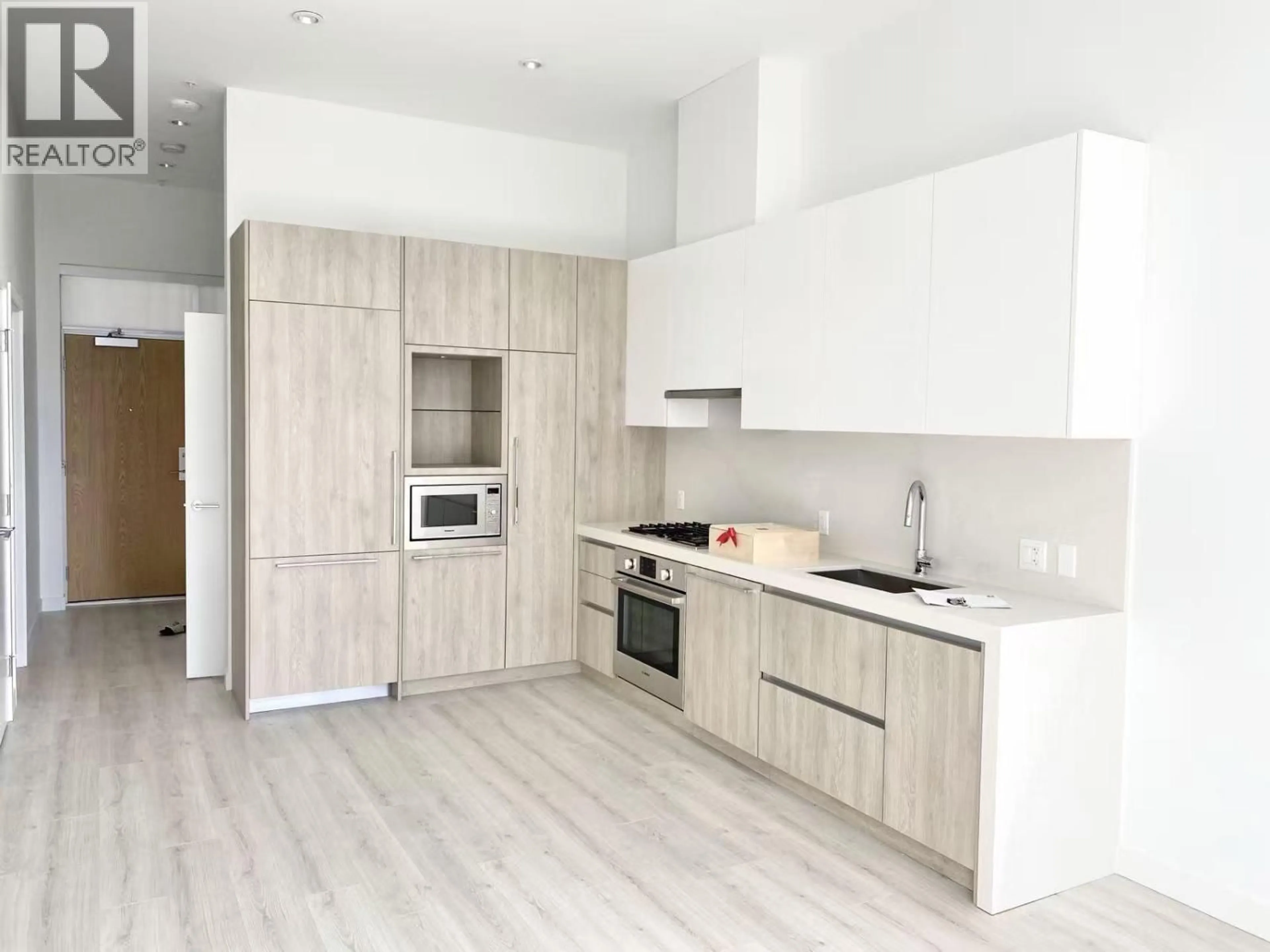 Unknown for 306 - 6080 MCKAY AVENUE, Burnaby British Columbia V5H0J4