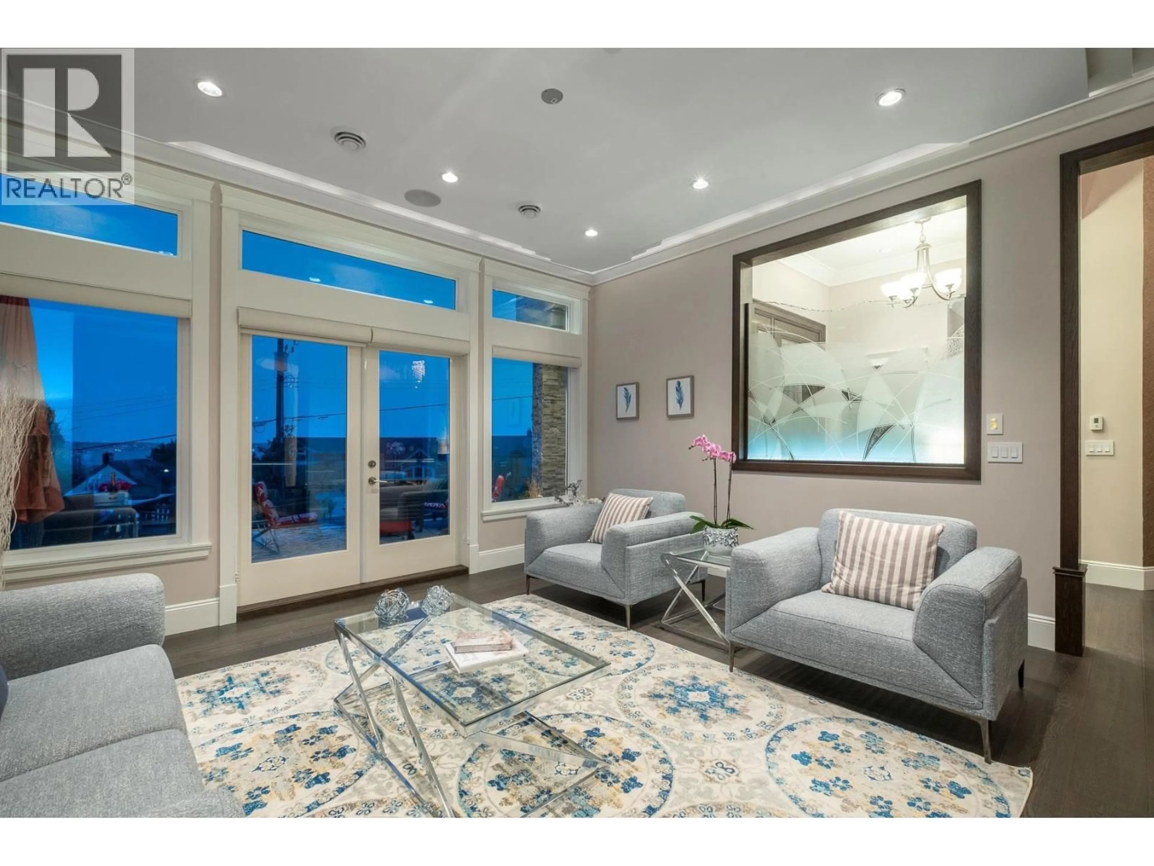 Unknown for 2567 LAWSON AVENUE, West Vancouver British Columbia V7V2G1