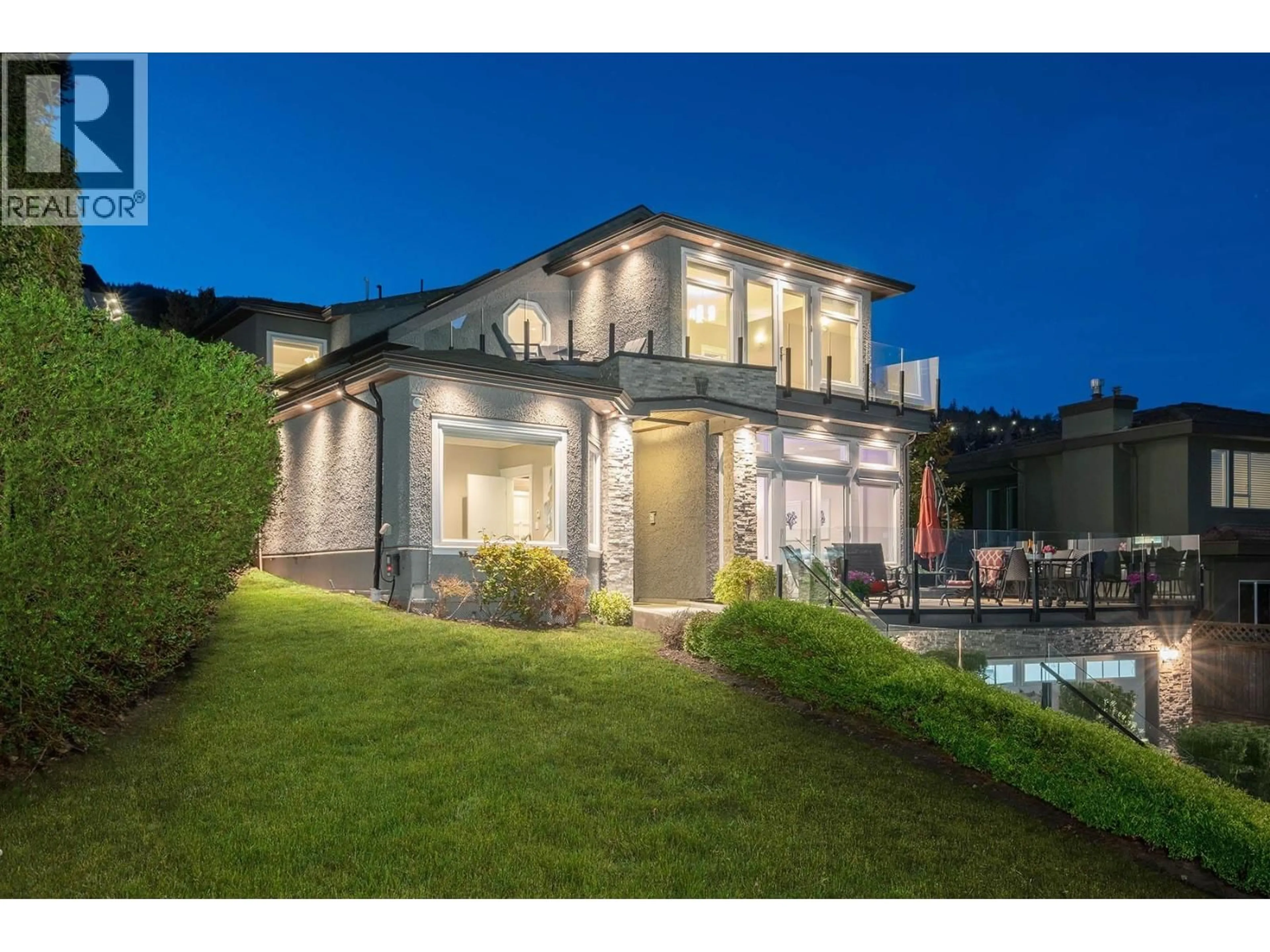 Unknown for 2567 LAWSON AVENUE, West Vancouver British Columbia V7V2G1