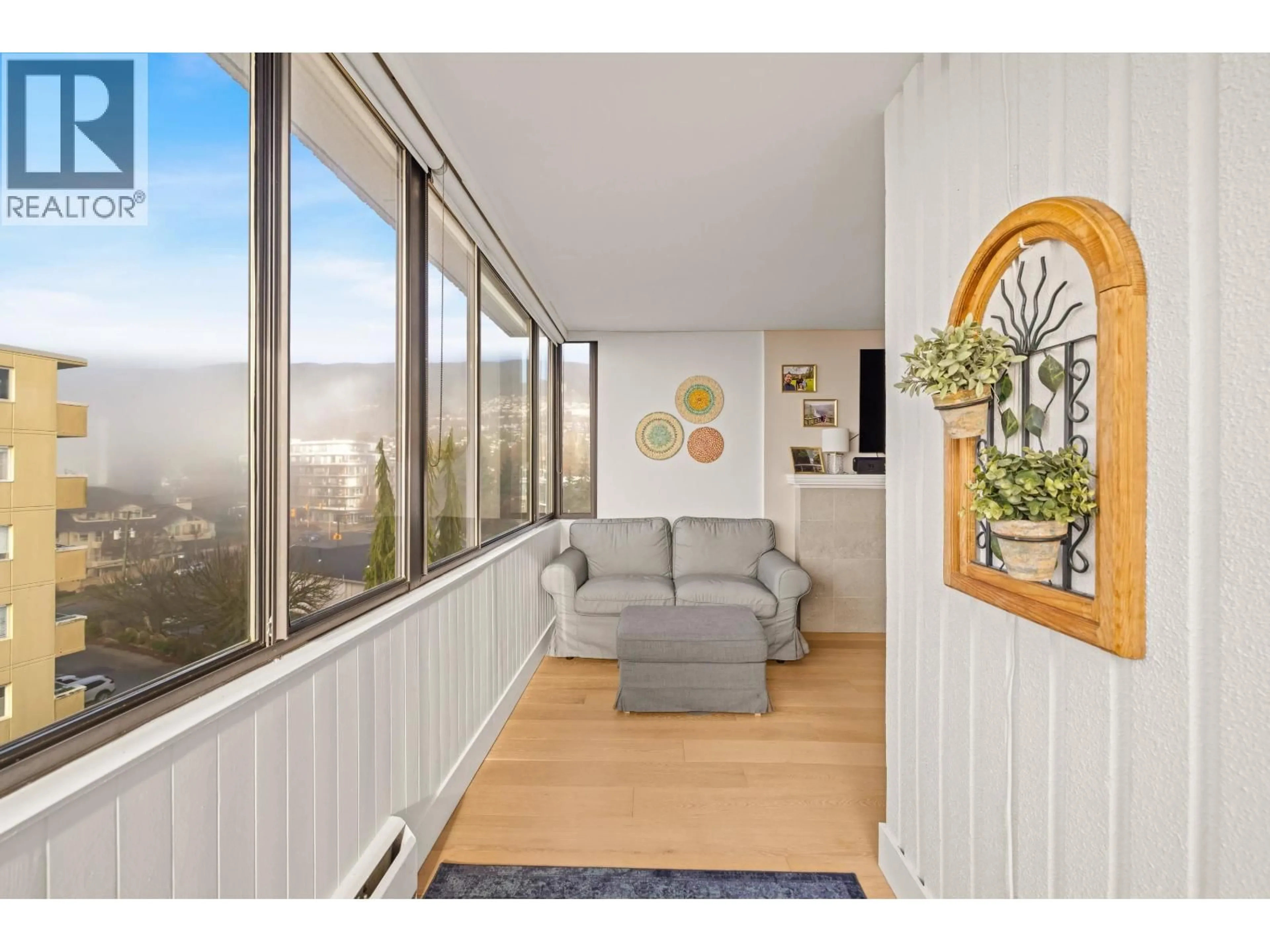 A pic of a room for 703 - 2167 BELLEVUE AVENUE, West Vancouver British Columbia V7V1C2