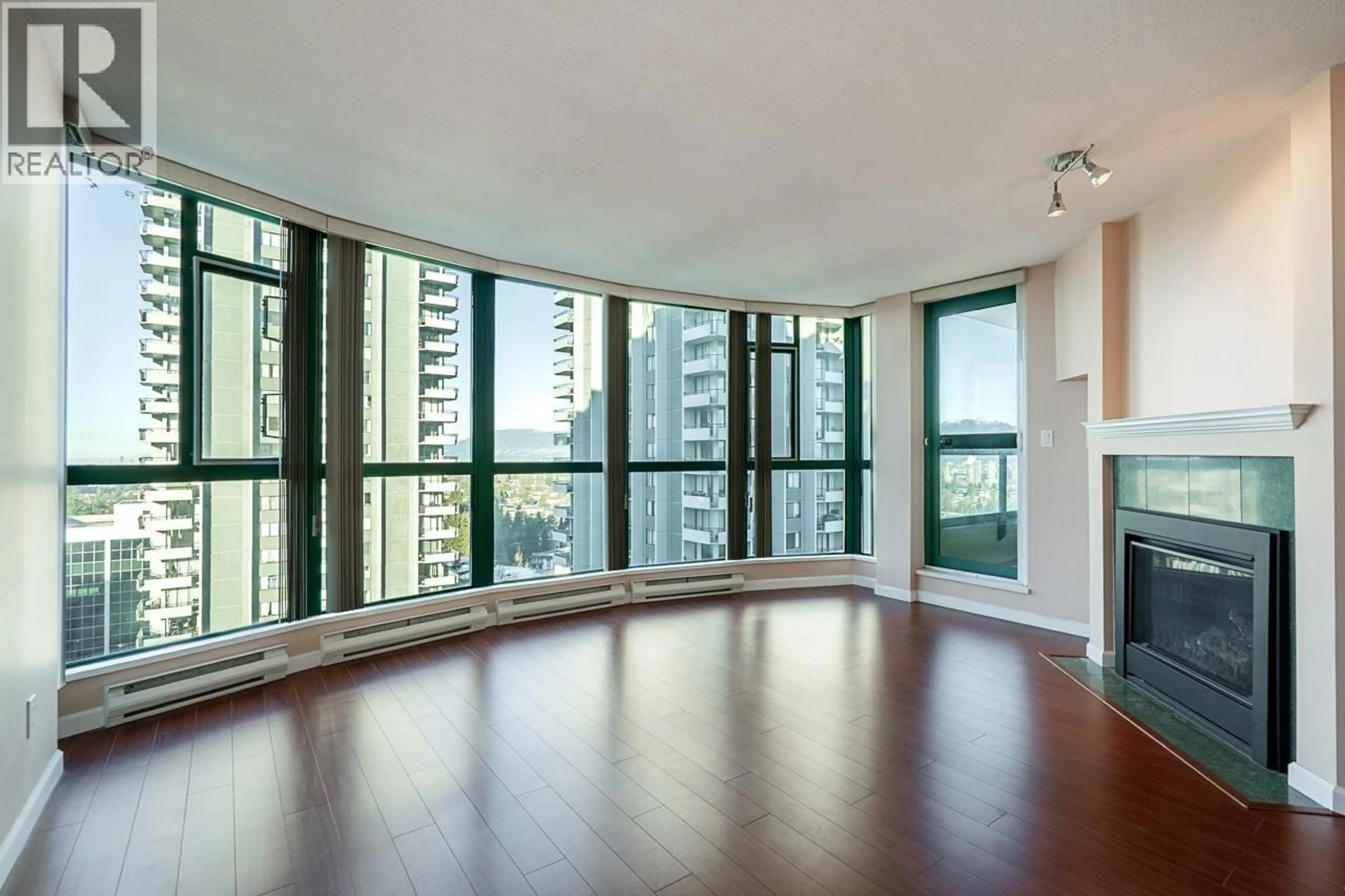 Unknown for 1505 - 5899 WILSON AVENUE, Burnaby British Columbia V5H4R9