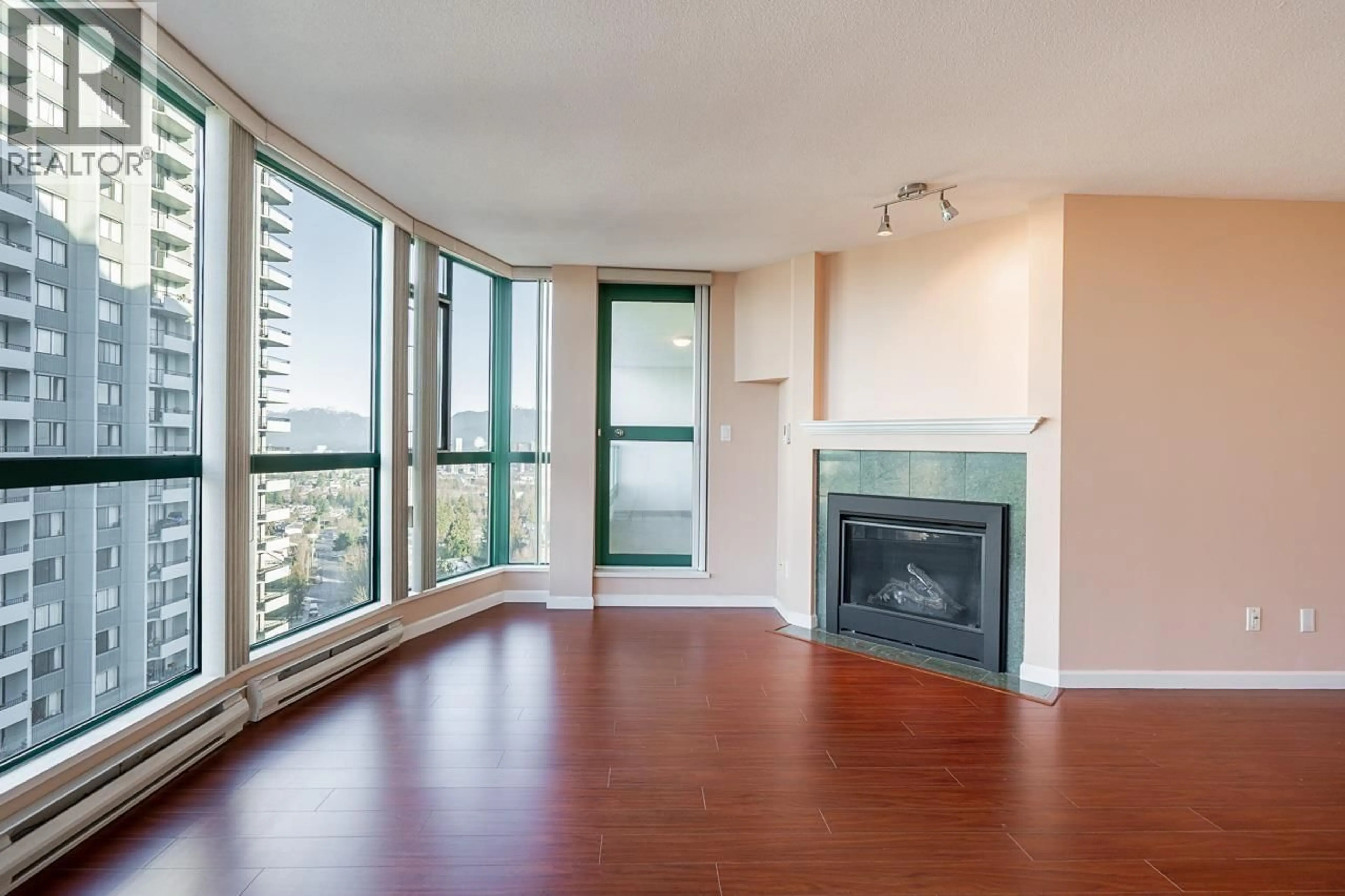 Unknown for 1505 - 5899 WILSON AVENUE, Burnaby British Columbia V5H4R9