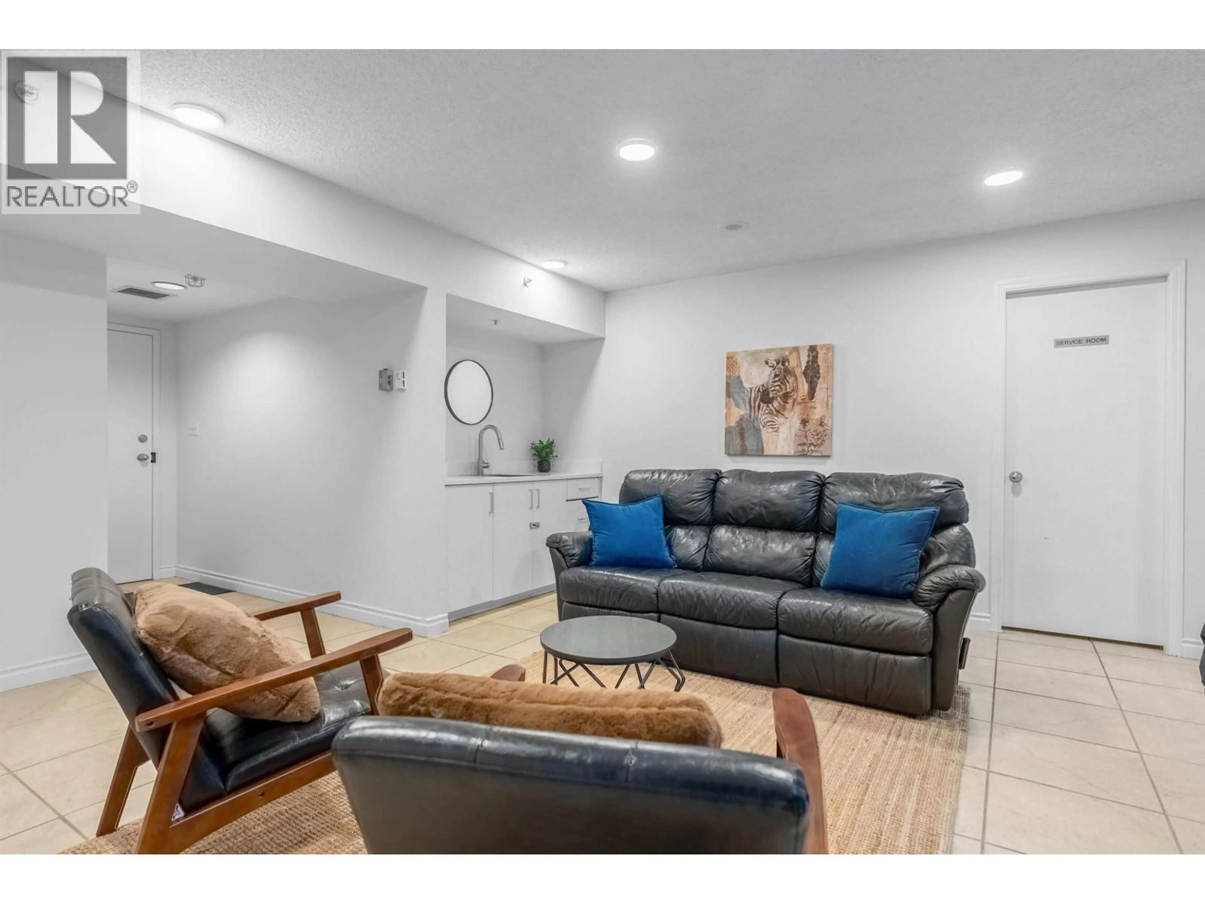 Living room with furniture, unknown for 1506 - 867 HAMILTON STREET, Vancouver British Columbia V6B2R7