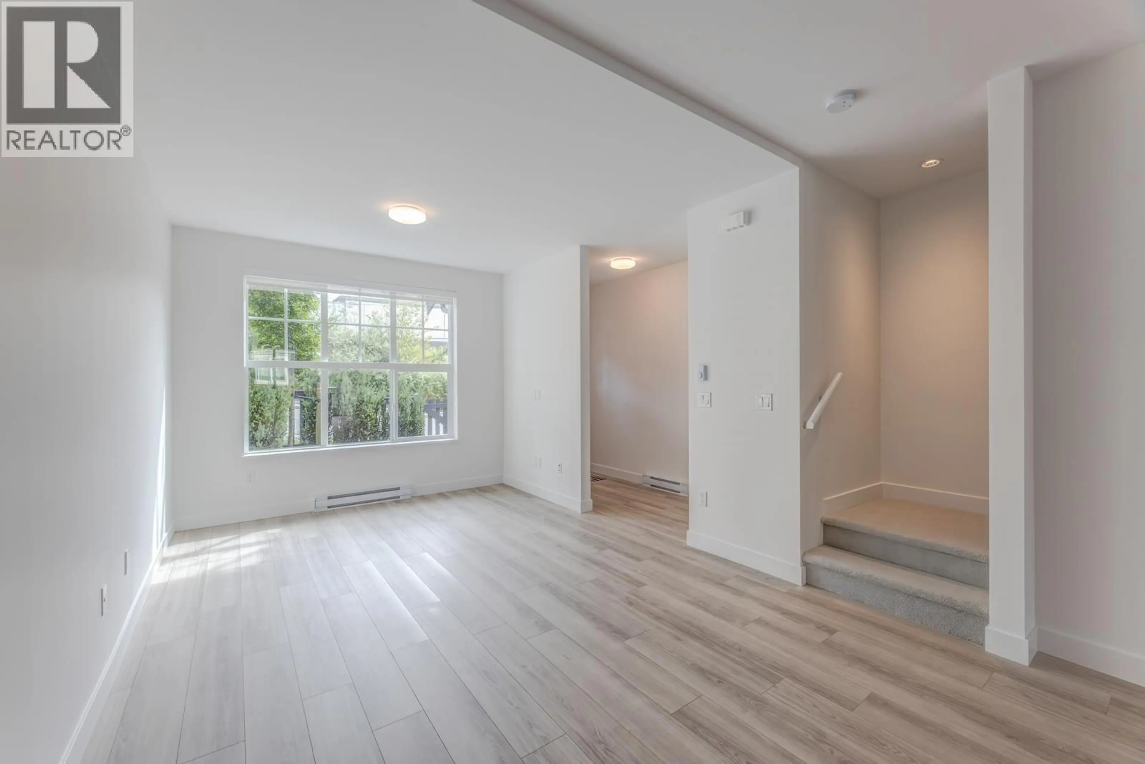 A pic of a room for 120 - 3421 QUEENSTON AVENUE, Coquitlam British Columbia V3E0V9