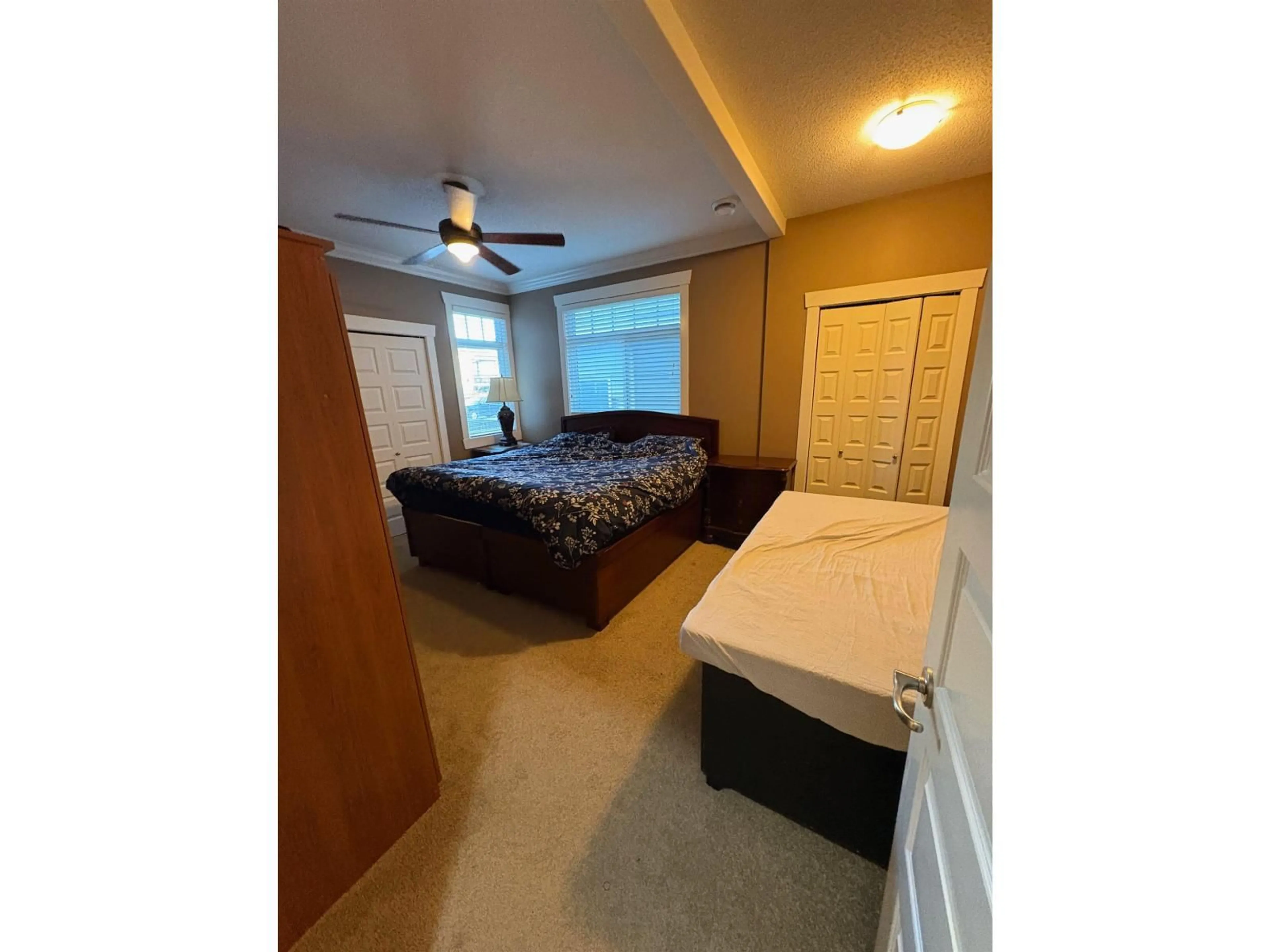A pic of a room for 2731 CARRIAGE COURT, Abbotsford British Columbia V4X0A3