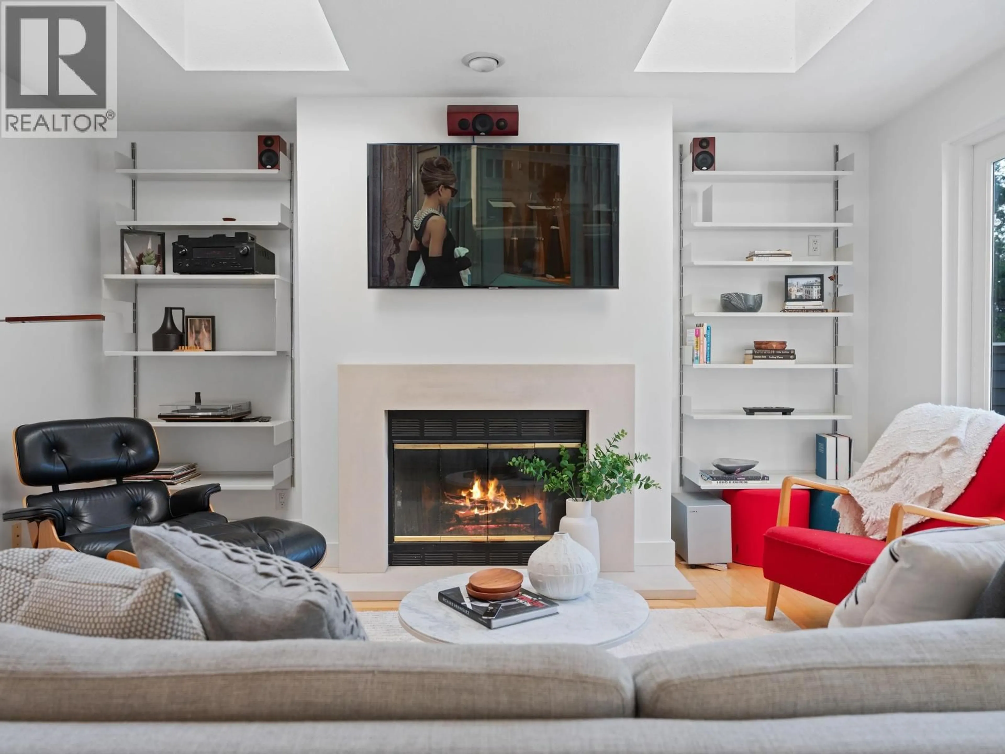 Living room with furniture, unknown for 2343 7TH AVENUE, Vancouver British Columbia V6K1Y4