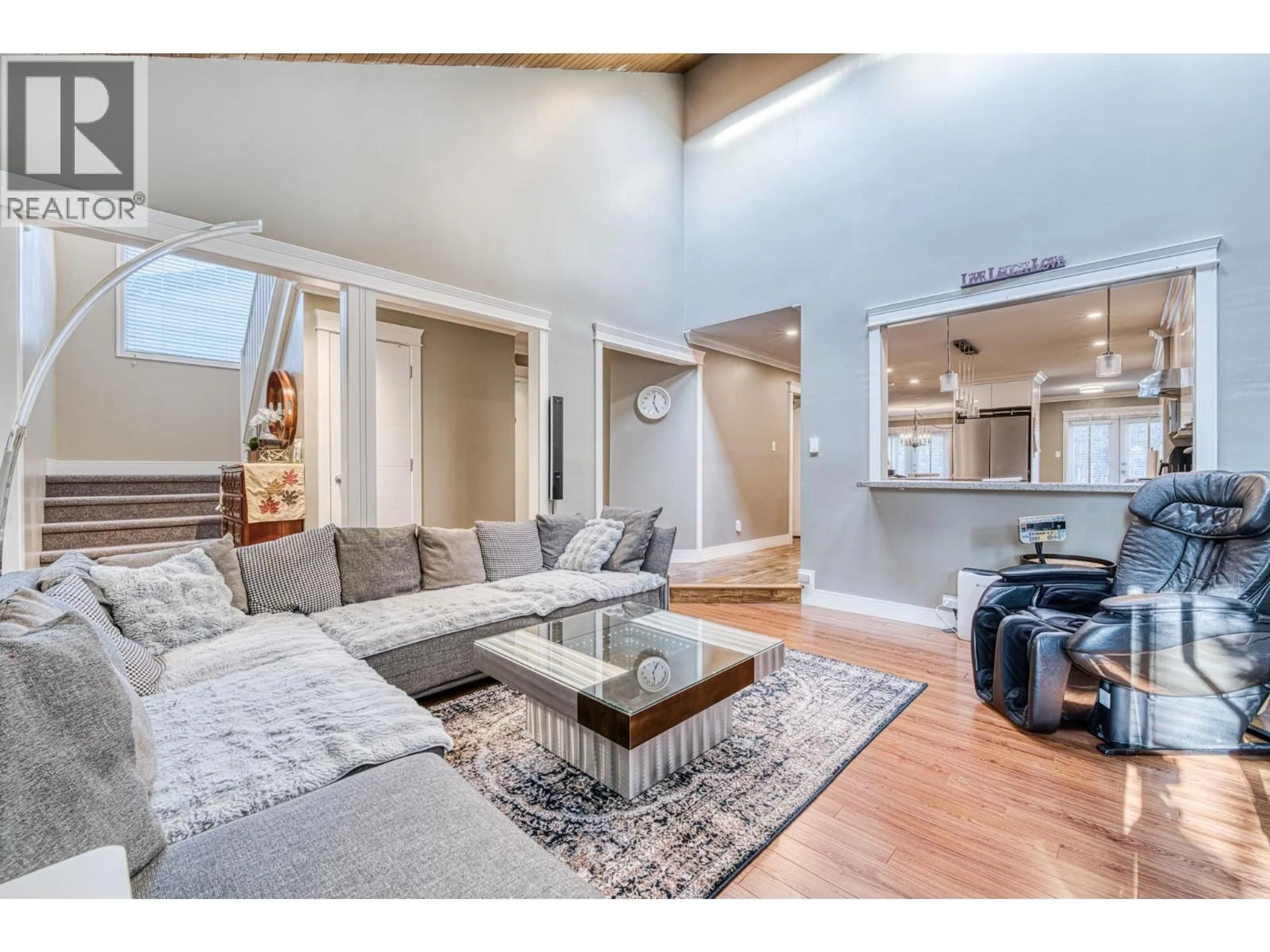 Living room with furniture, unknown for 10690 HOLLYBANK DRIVE, Richmond British Columbia V7E4S5