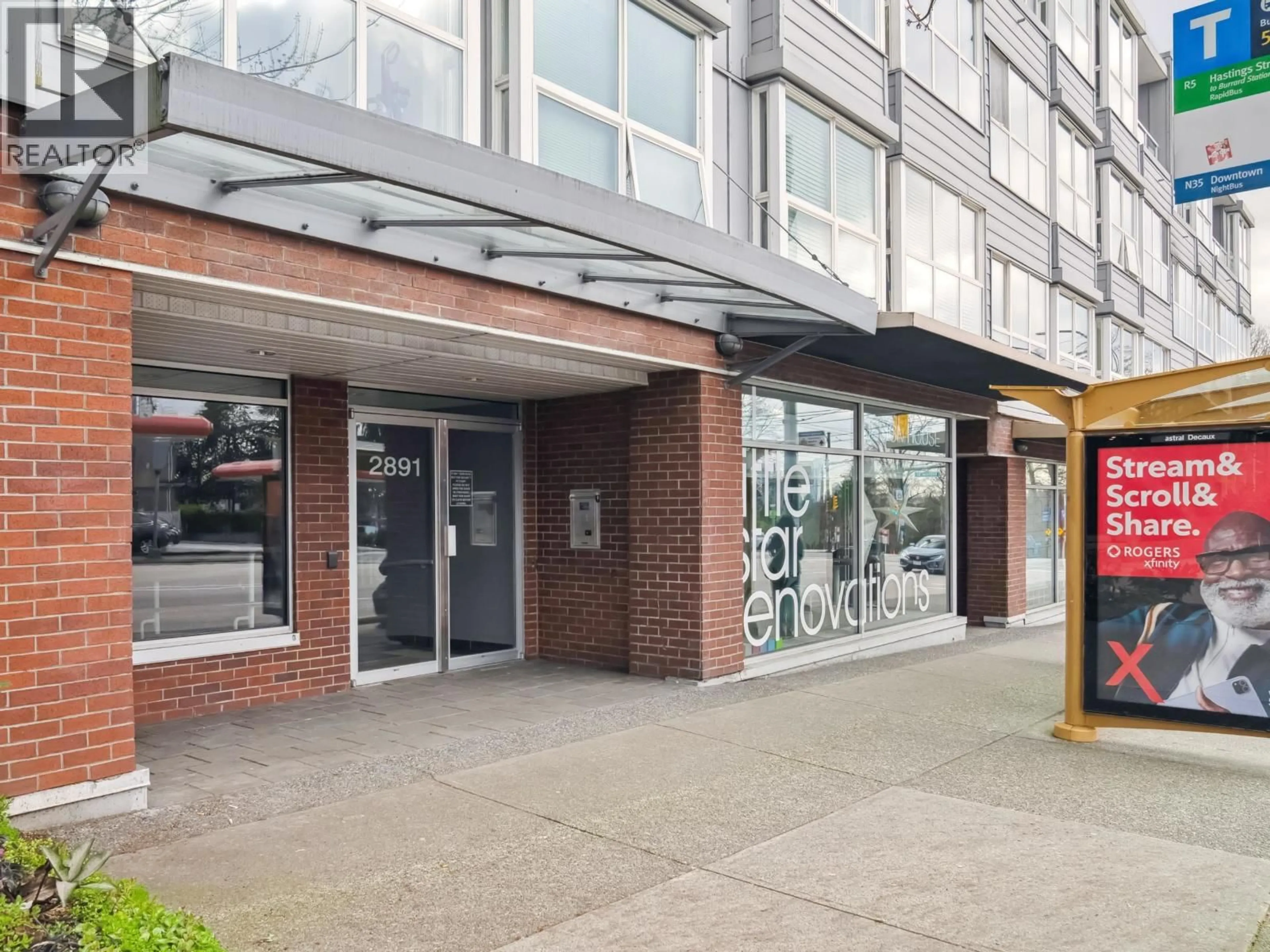 Indoor foyer for 416 - 2891 HASTINGS STREET, Vancouver British Columbia V5K5J8