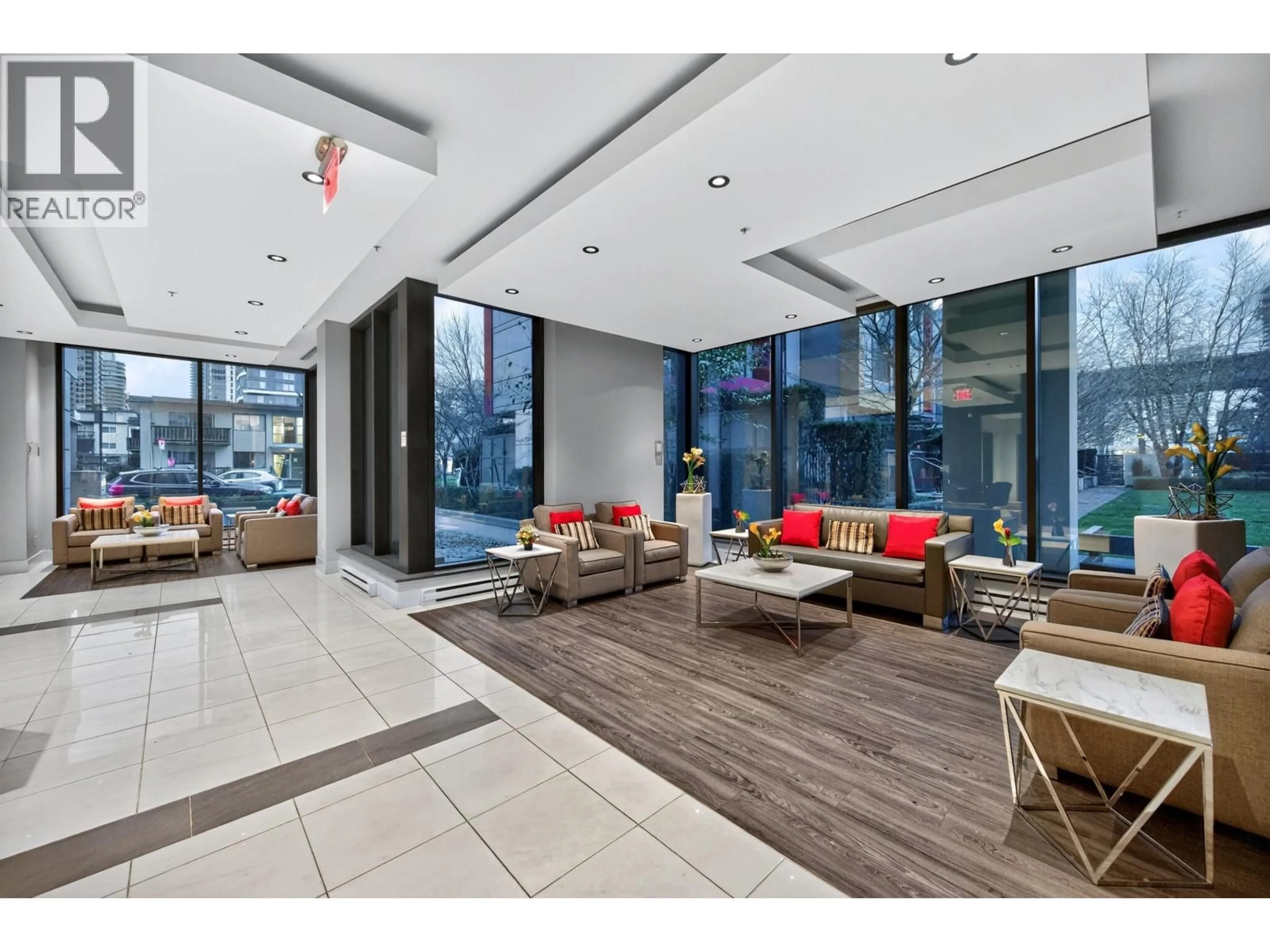 Lobby for 905 - 6658 DOW AVENUE, Burnaby British Columbia V5H0C7