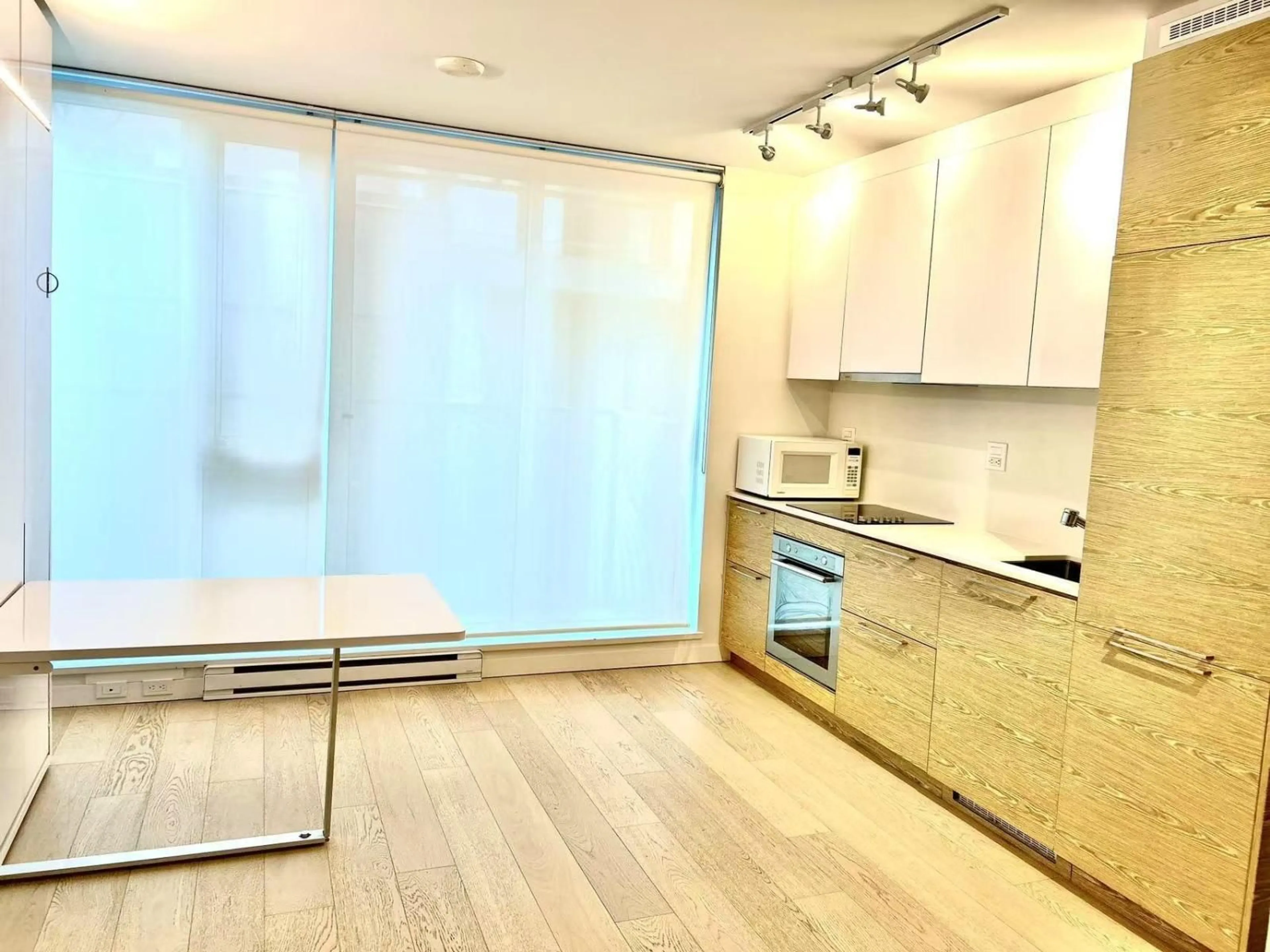 Unknown for 501 - 13438 CENTRAL AVENUE, Surrey British Columbia V3T0N2