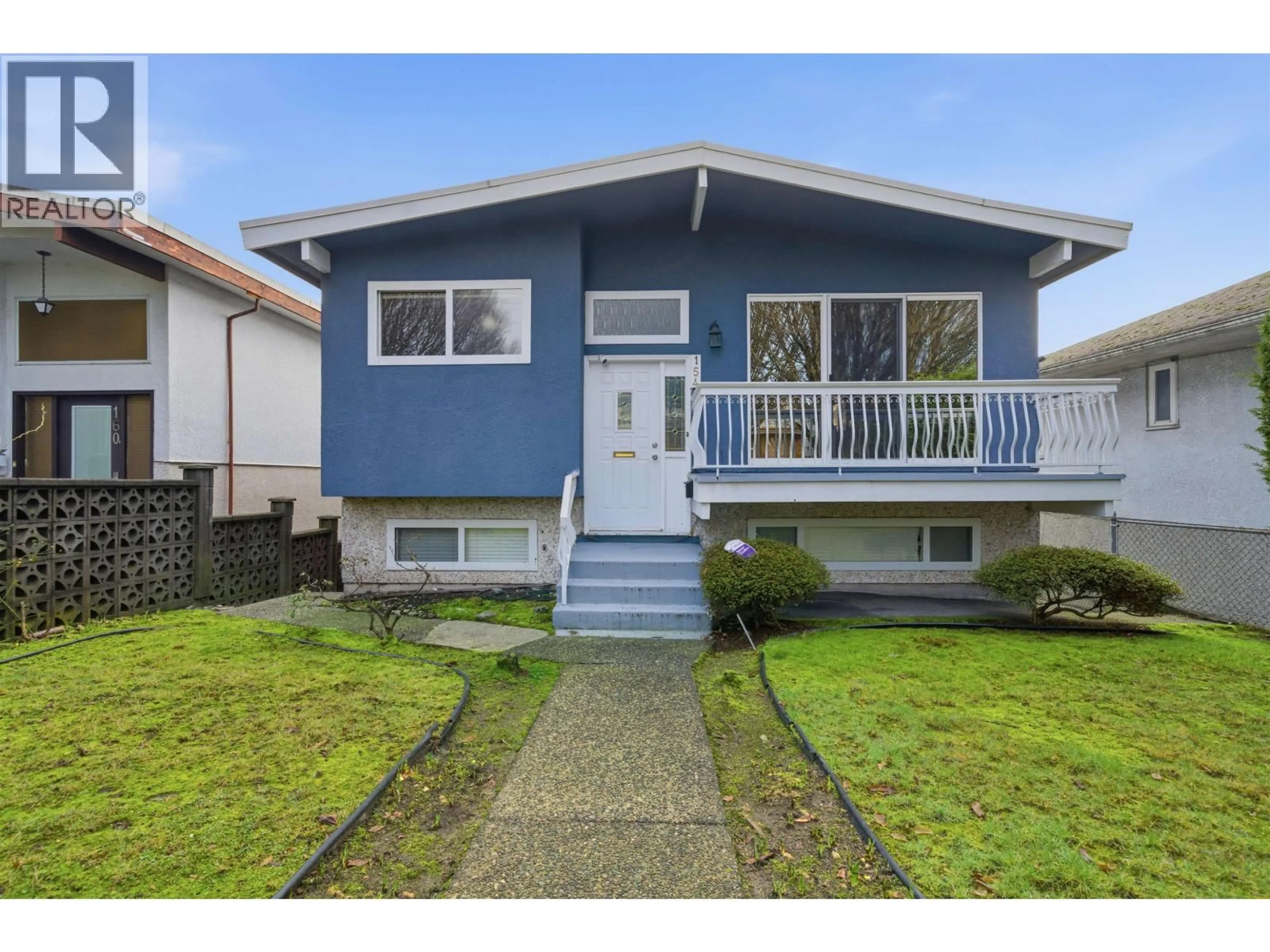 Home with vinyl exterior material, street for 154 64TH AVENUE, Vancouver British Columbia V5X2M4