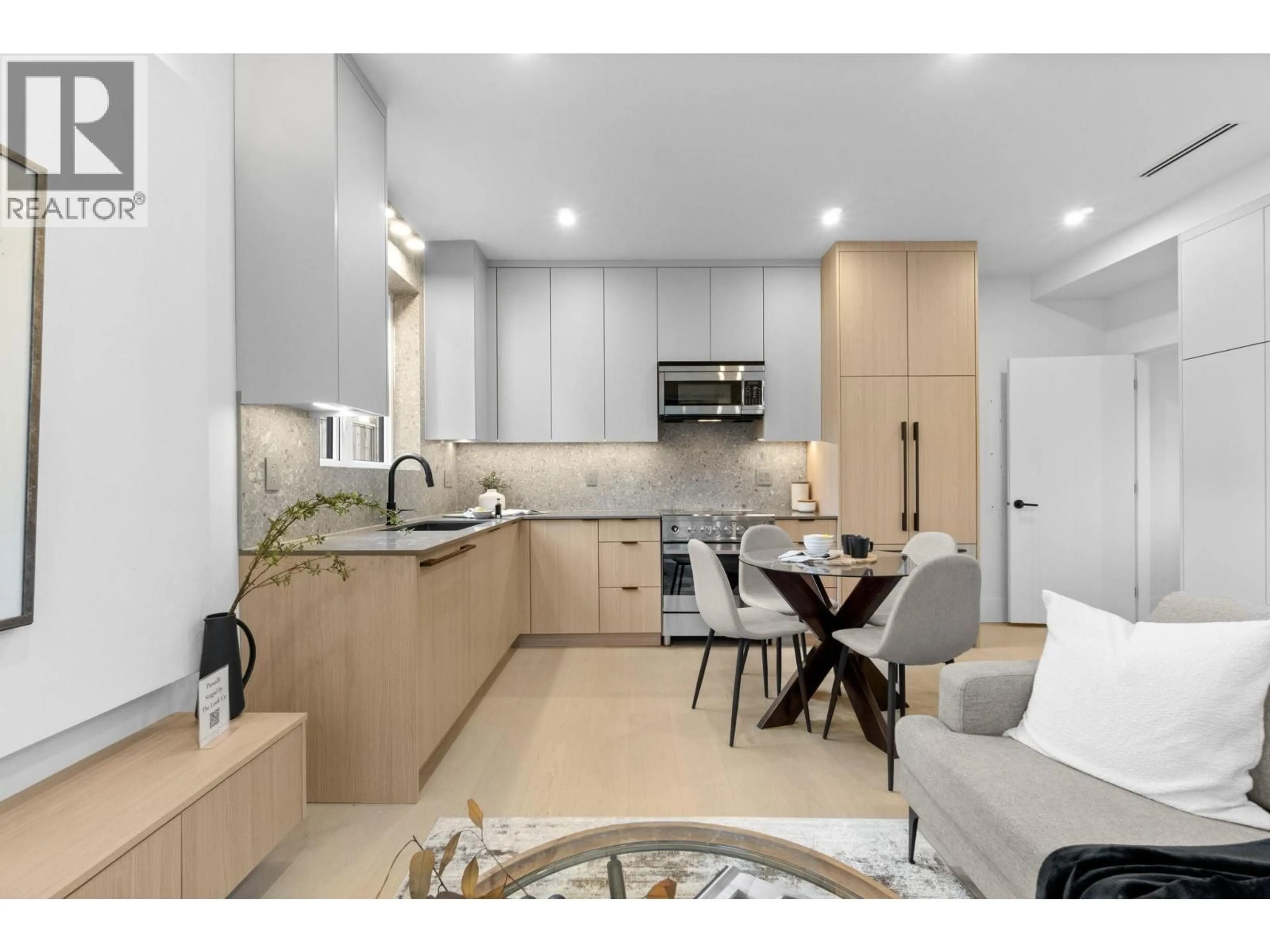 Open concept kitchen, unknown for 1947 13TH AVENUE, Vancouver British Columbia V5N2C3