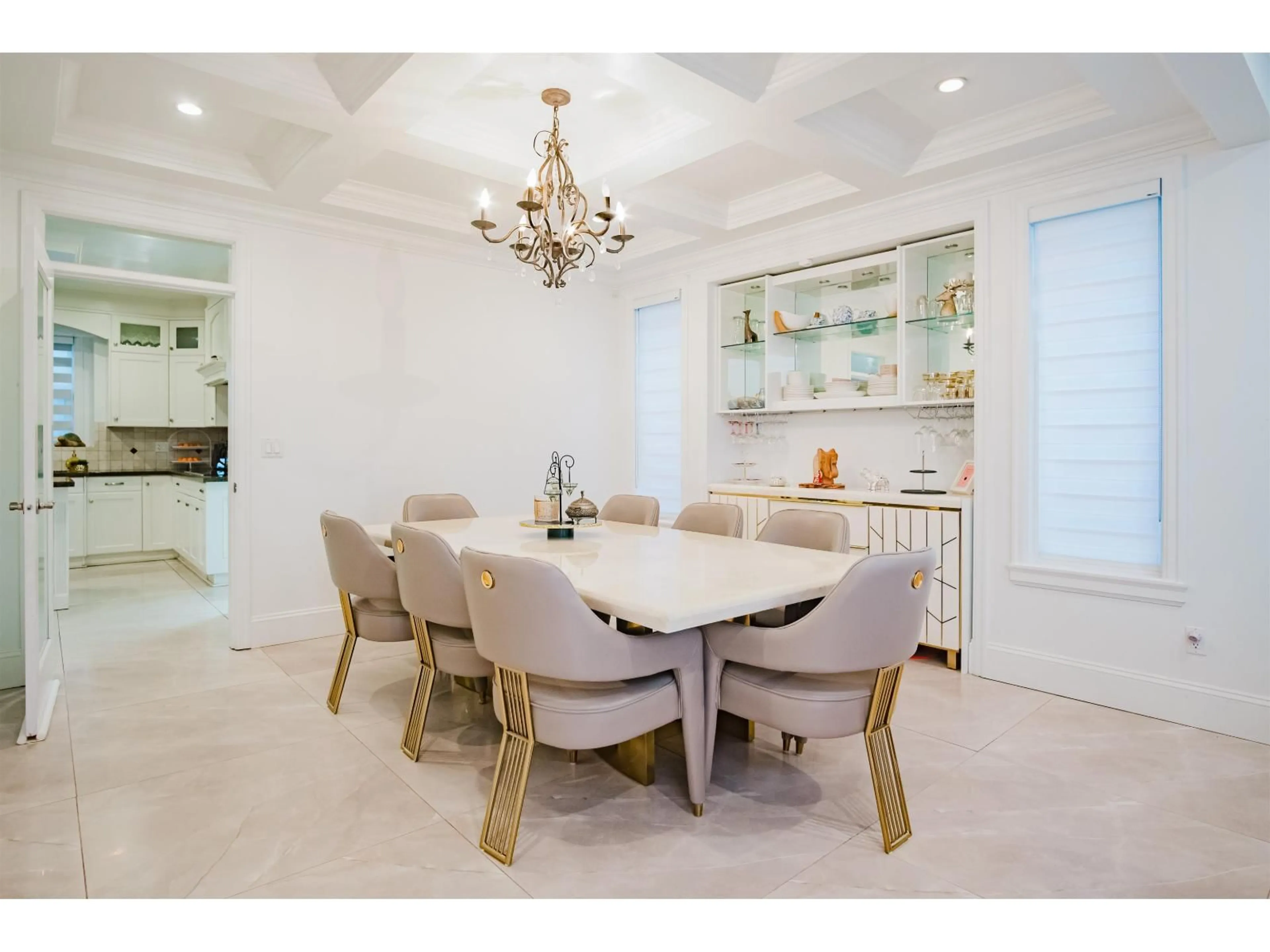 Dining room, ceramic/tile floor for 16050 79 AVENUE, Surrey British Columbia V4N0K2