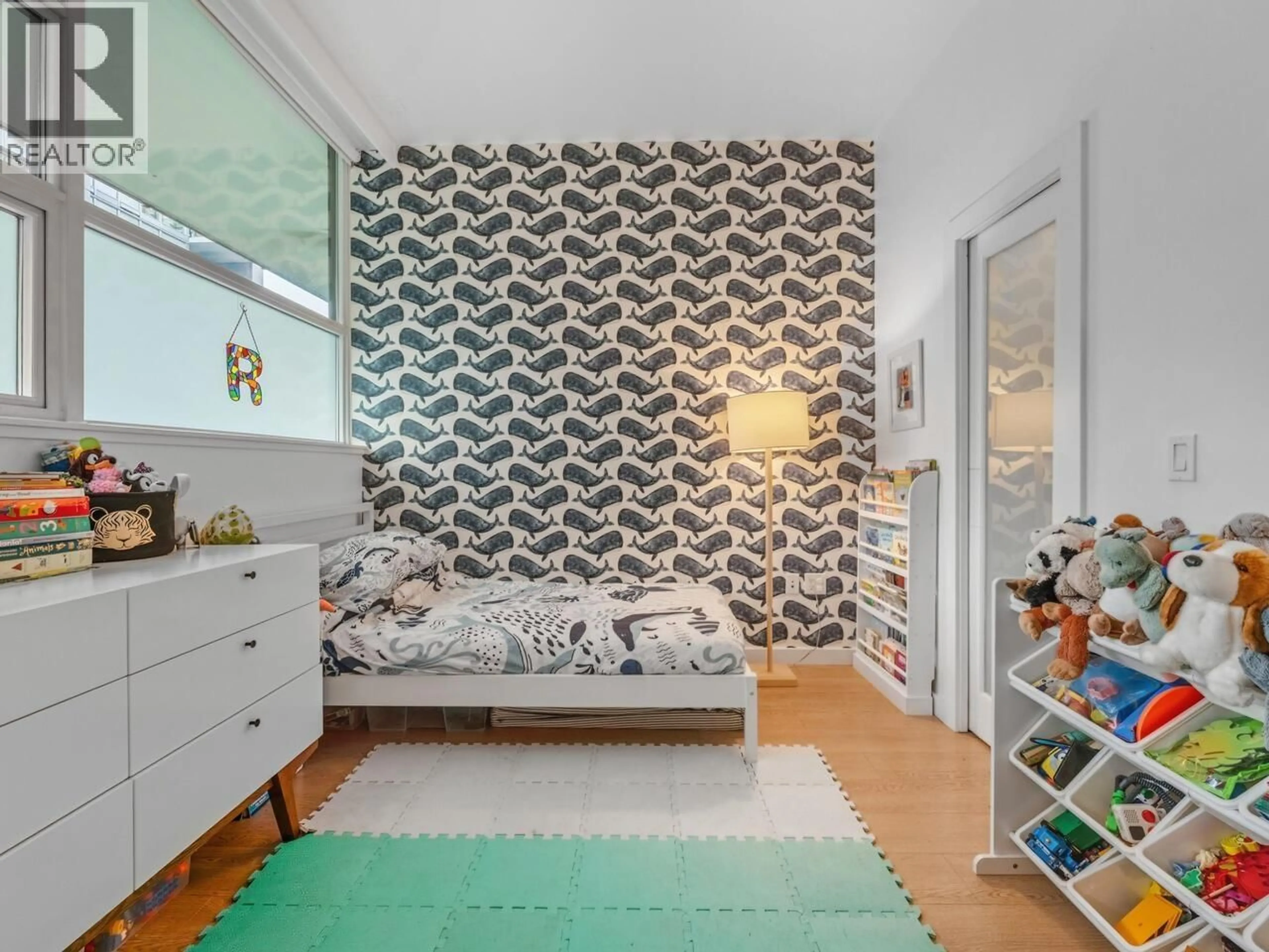 Bedroom with bed, unknown for 305 - 123 1ST AVENUE, Vancouver British Columbia V5Y0E2