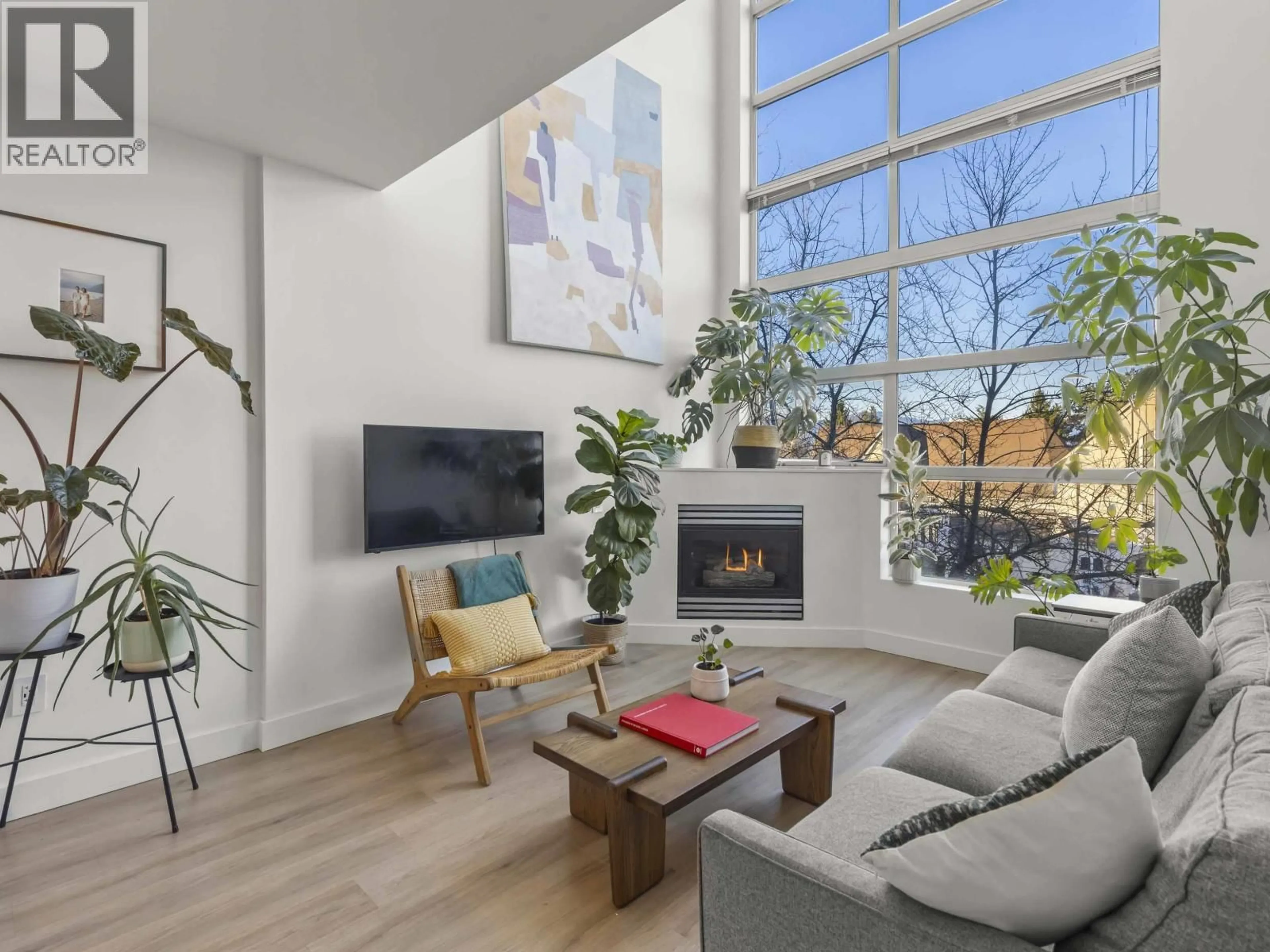 Living room with furniture, unknown for 301 - 418 BROADWAY, Vancouver British Columbia V5T1X2