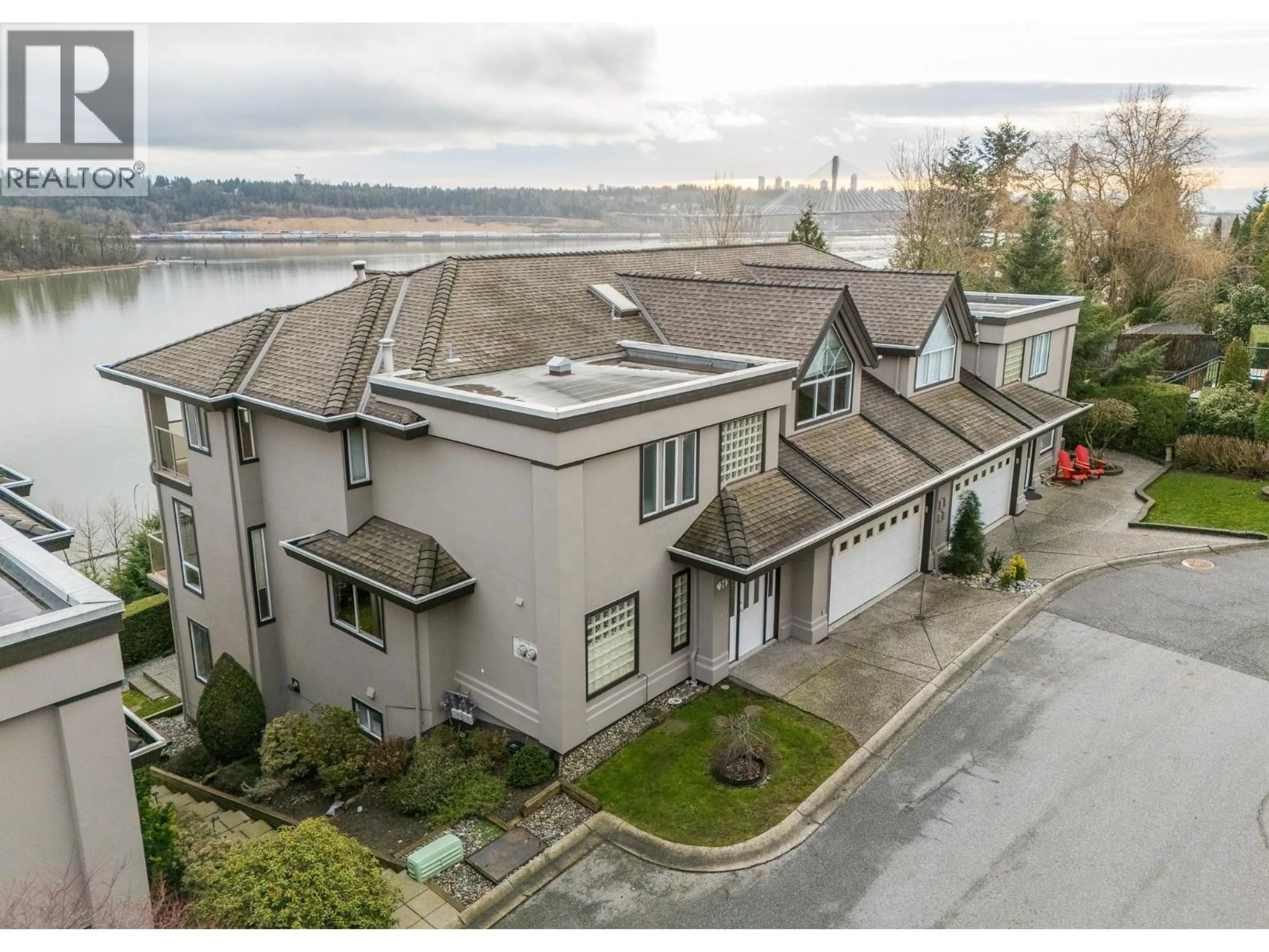 A pic from outside/outdoor area/front of a property/back of a property/a pic from drone, water/lake/river/ocean view for 34 - 788 CITADEL DRIVE, Port Coquitlam British Columbia V3C6G9