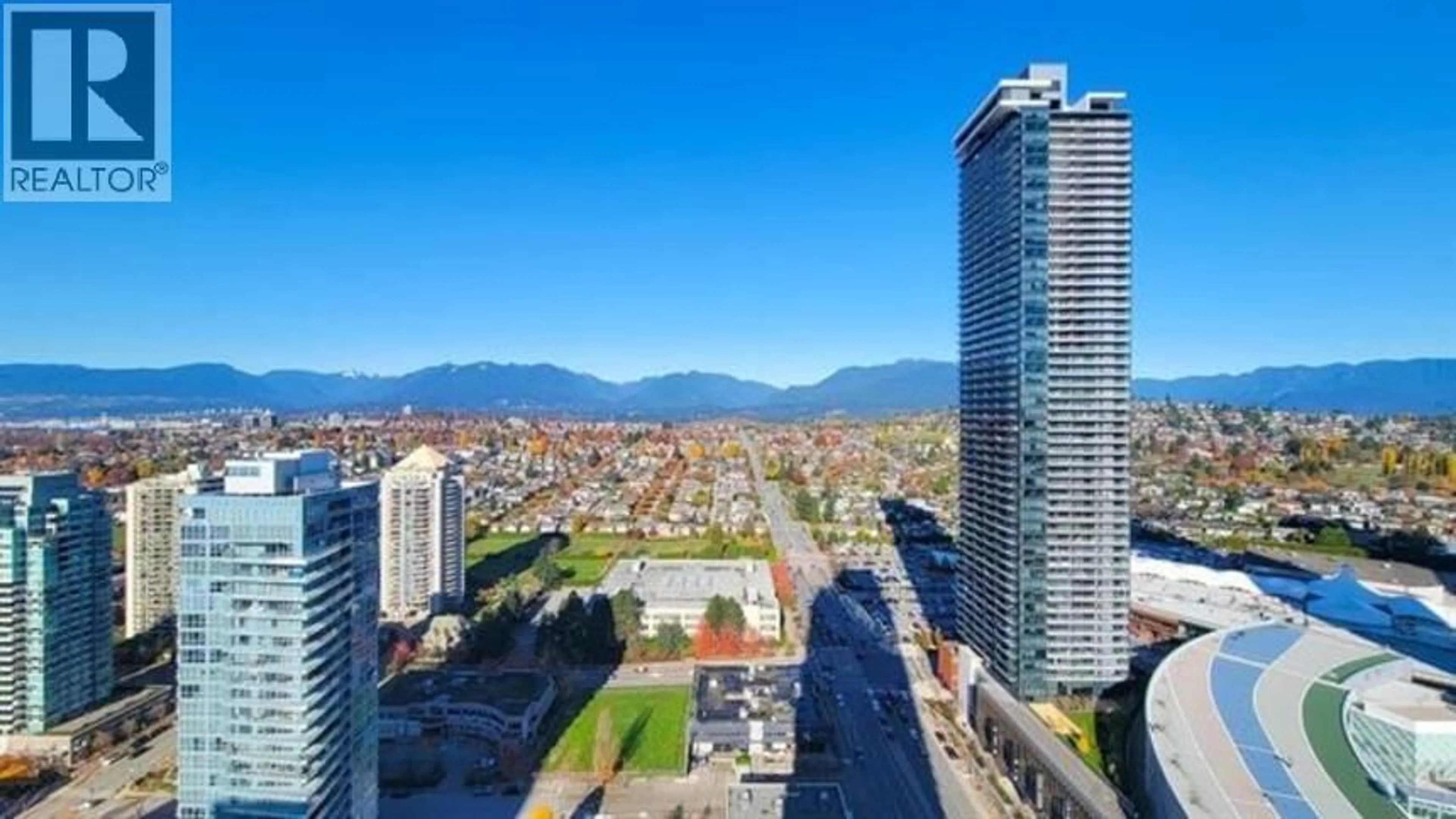 A pic from outside/outdoor area/front of a property/back of a property/a pic from drone, city buildings view from balcony for 3104 - 4485 SKYLINE DRIVE, Burnaby British Columbia V5C0J2