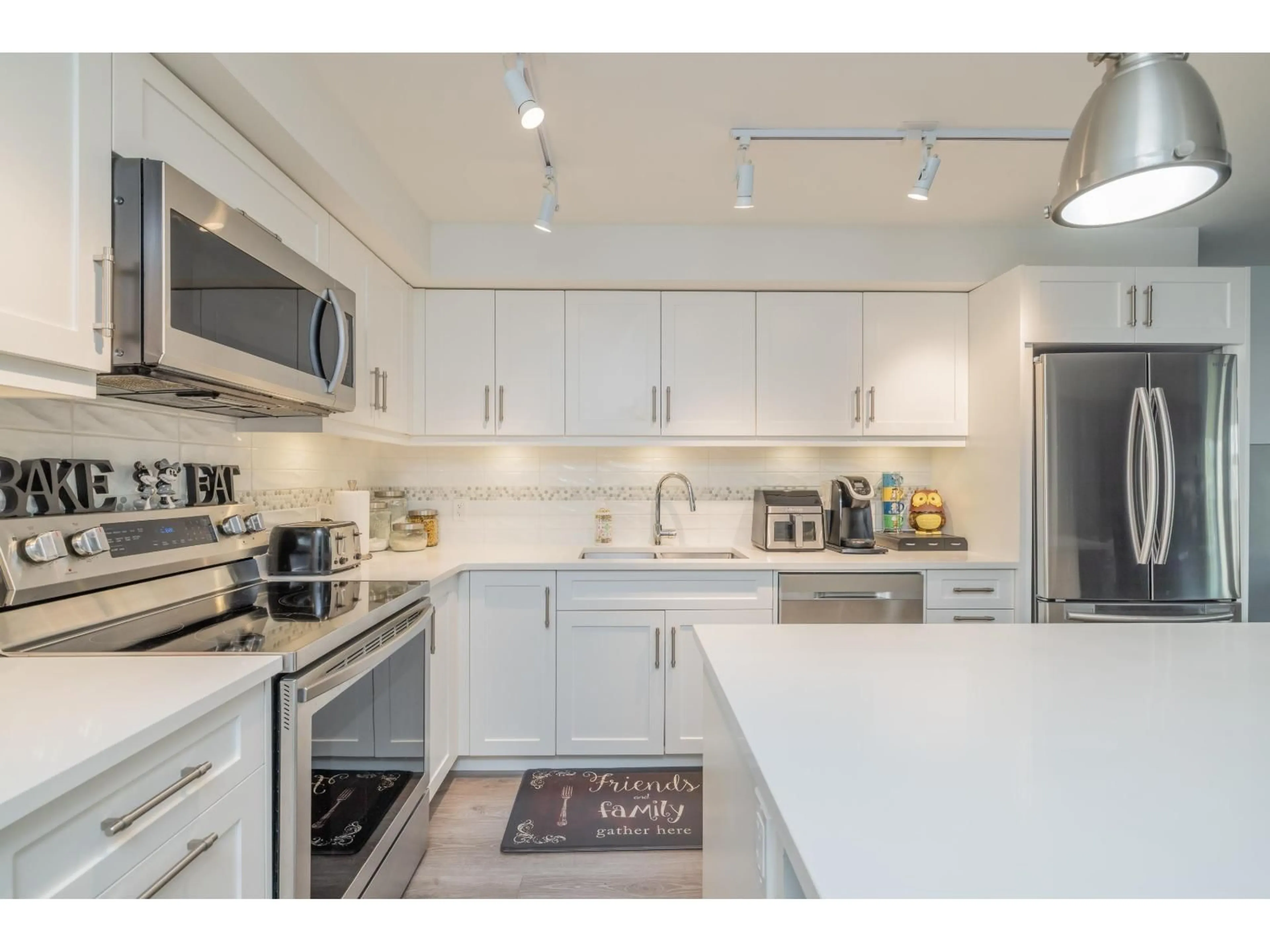 Open concept kitchen, unknown for 261 - 27358 32 AVENUE, Langley British Columbia V4W3M5