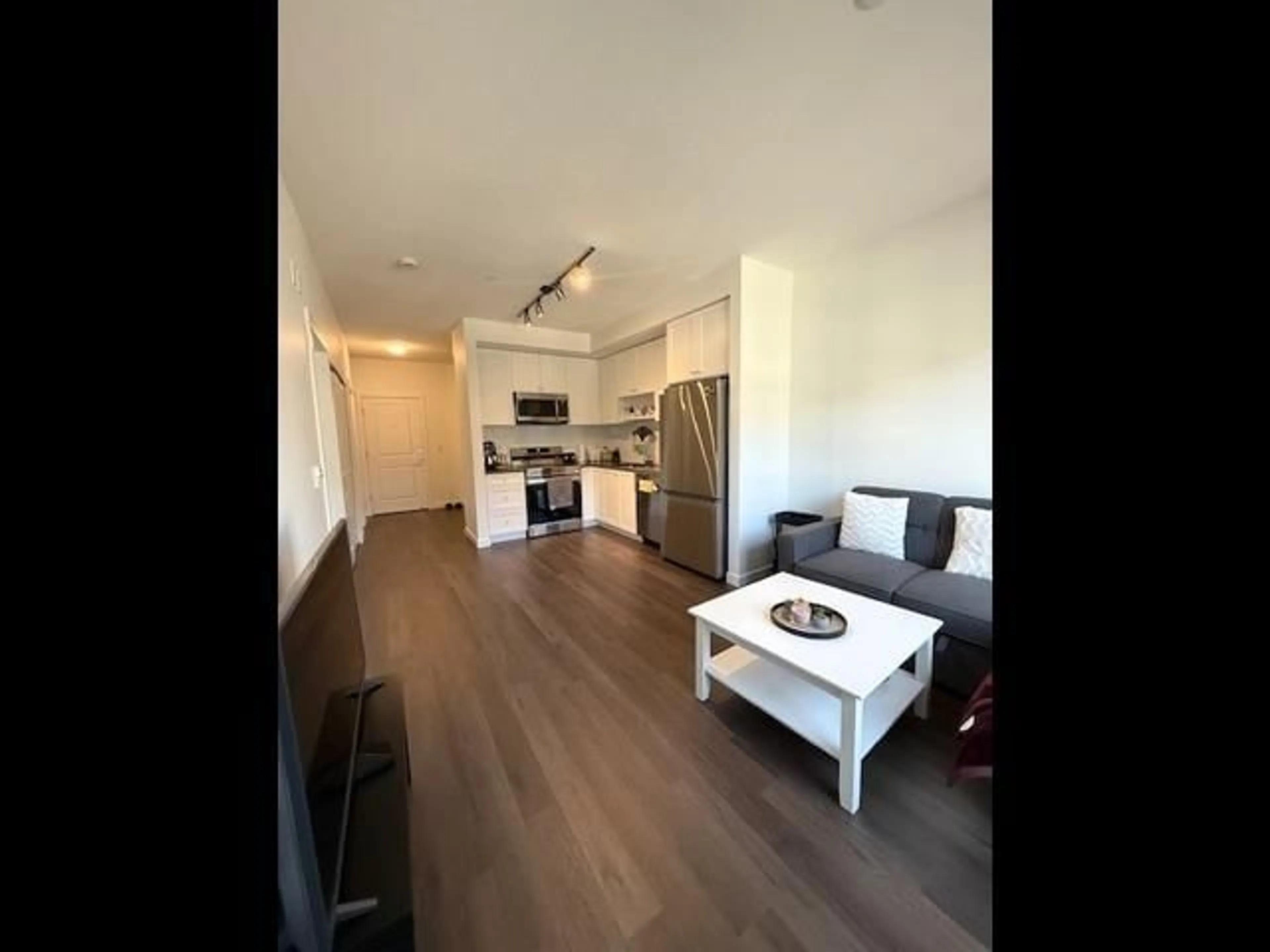 A pic of a room for 420 - 8509 158 STREET, Surrey British Columbia V4N5A4