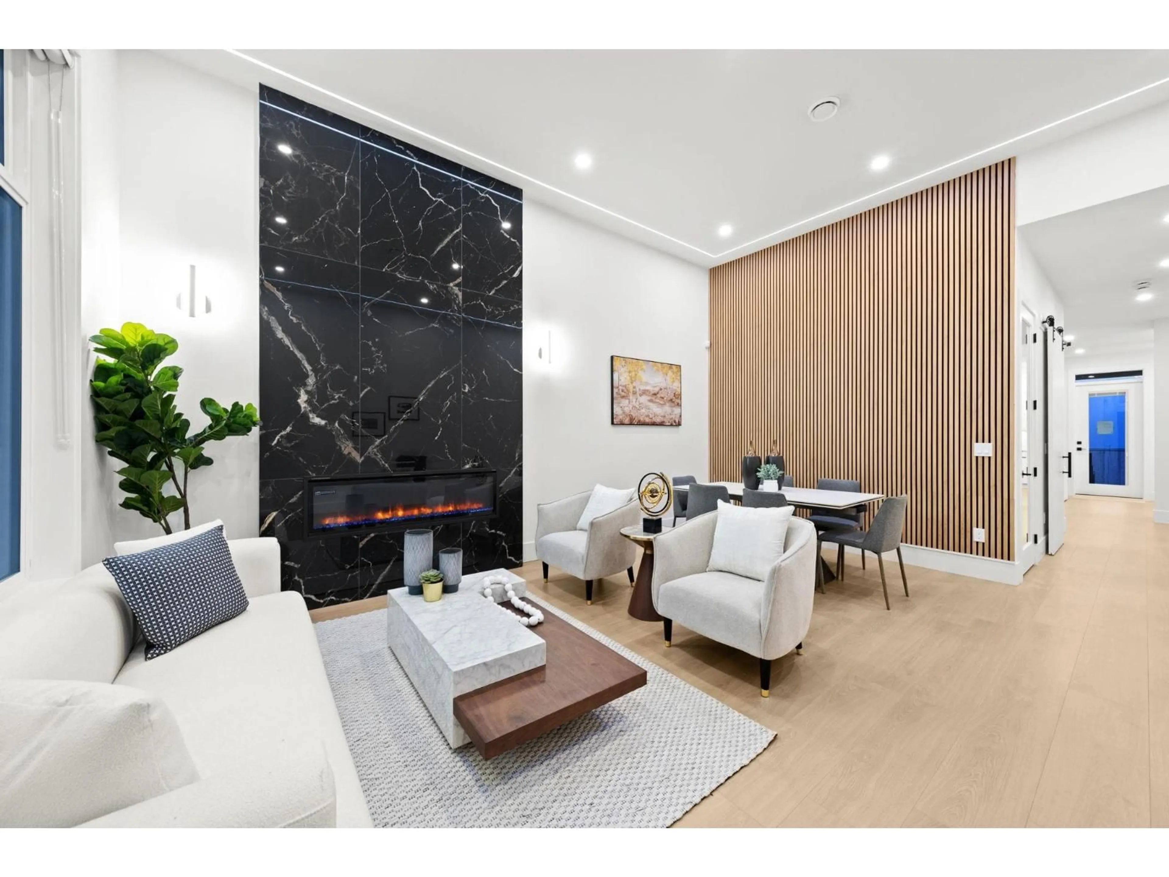 Living room with furniture, unknown for 16935 0A AVENUE, Surrey British Columbia V3Z9N8