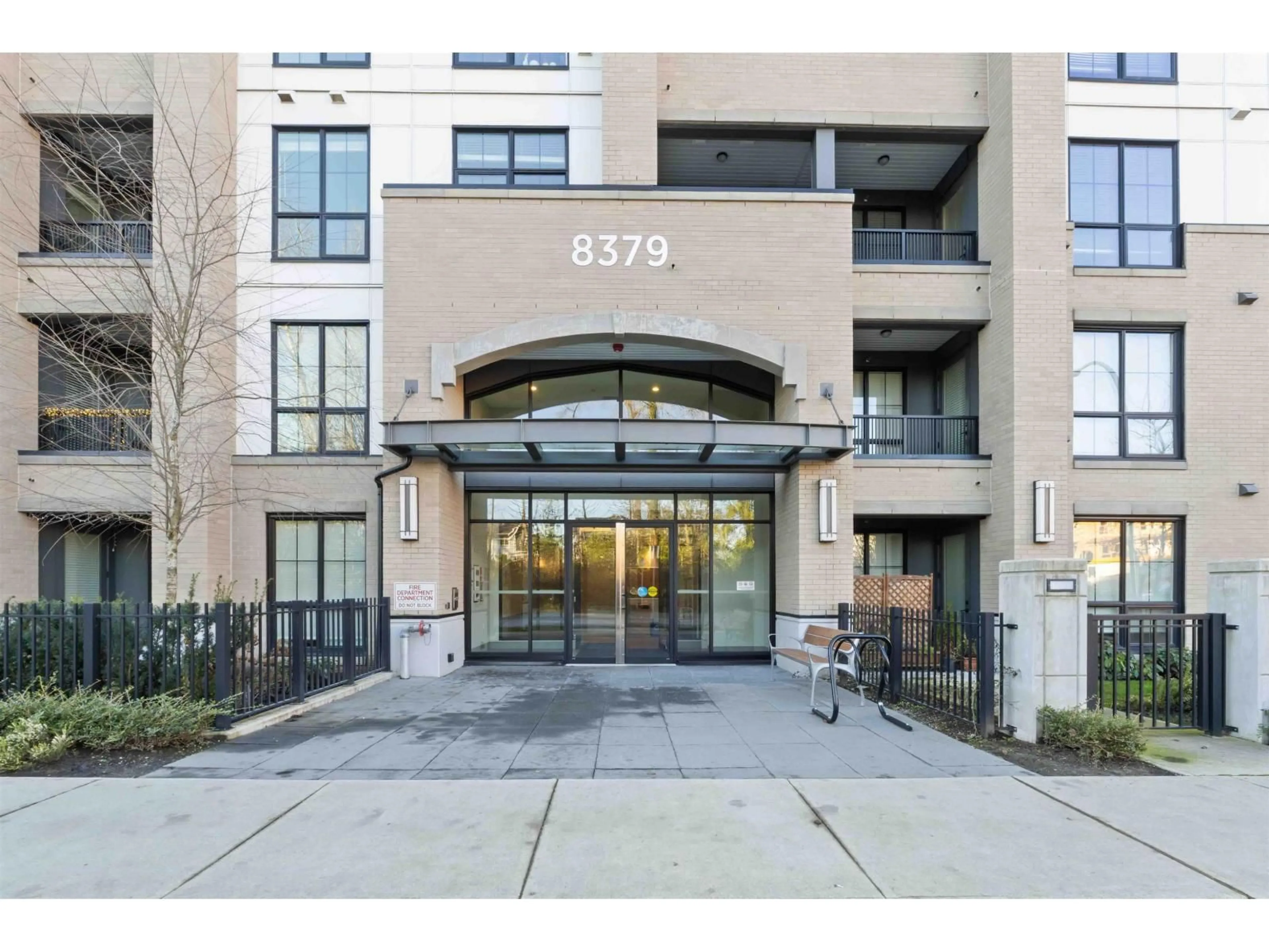 Indoor foyer for 412 - 8379 201 STREET, Langley British Columbia V2Y3S6