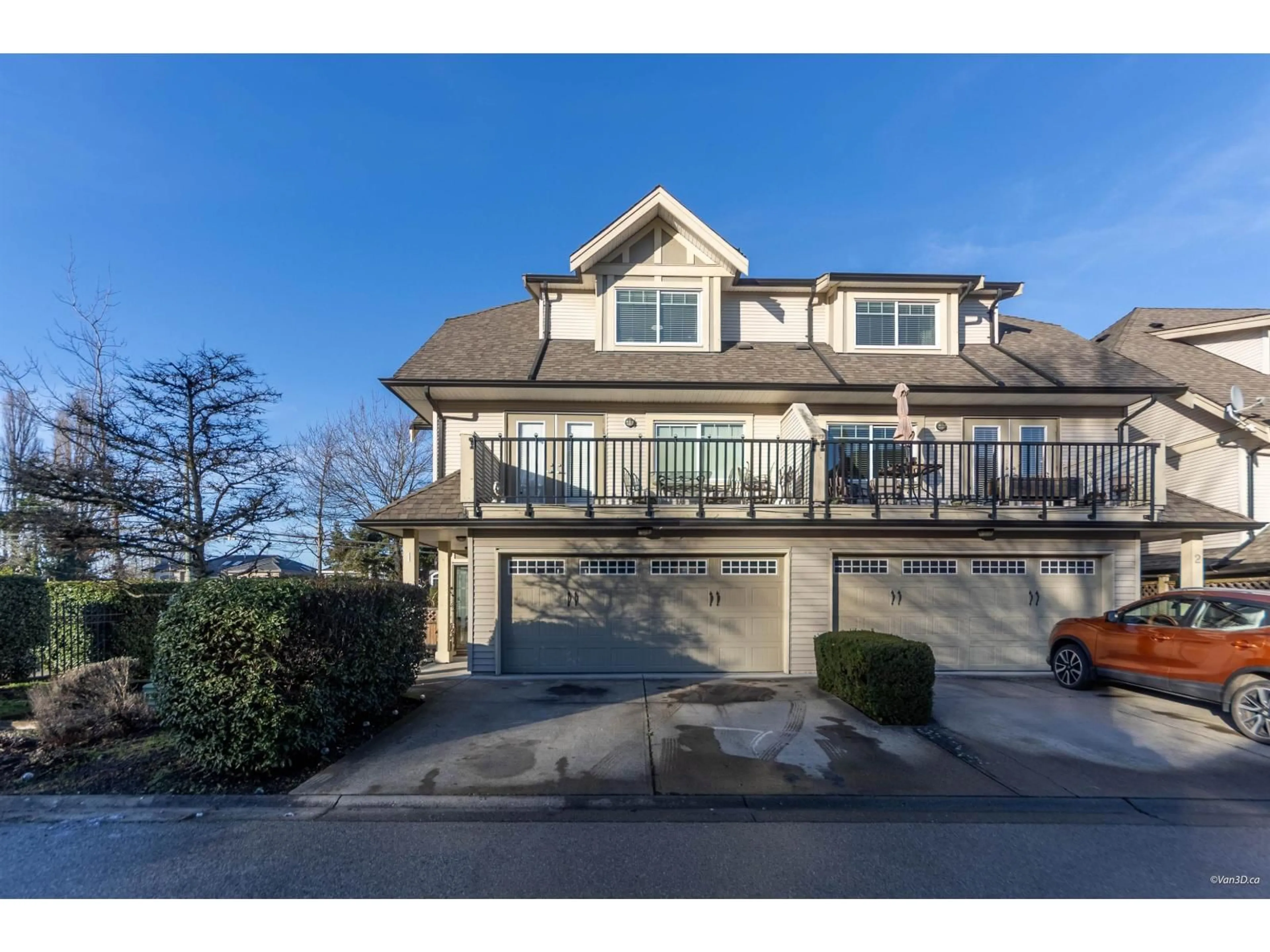 A pic from outside/outdoor area/front of a property/back of a property/a pic from drone, unknown for 1 - 8358 121A STREET, Surrey British Columbia V3W1T6