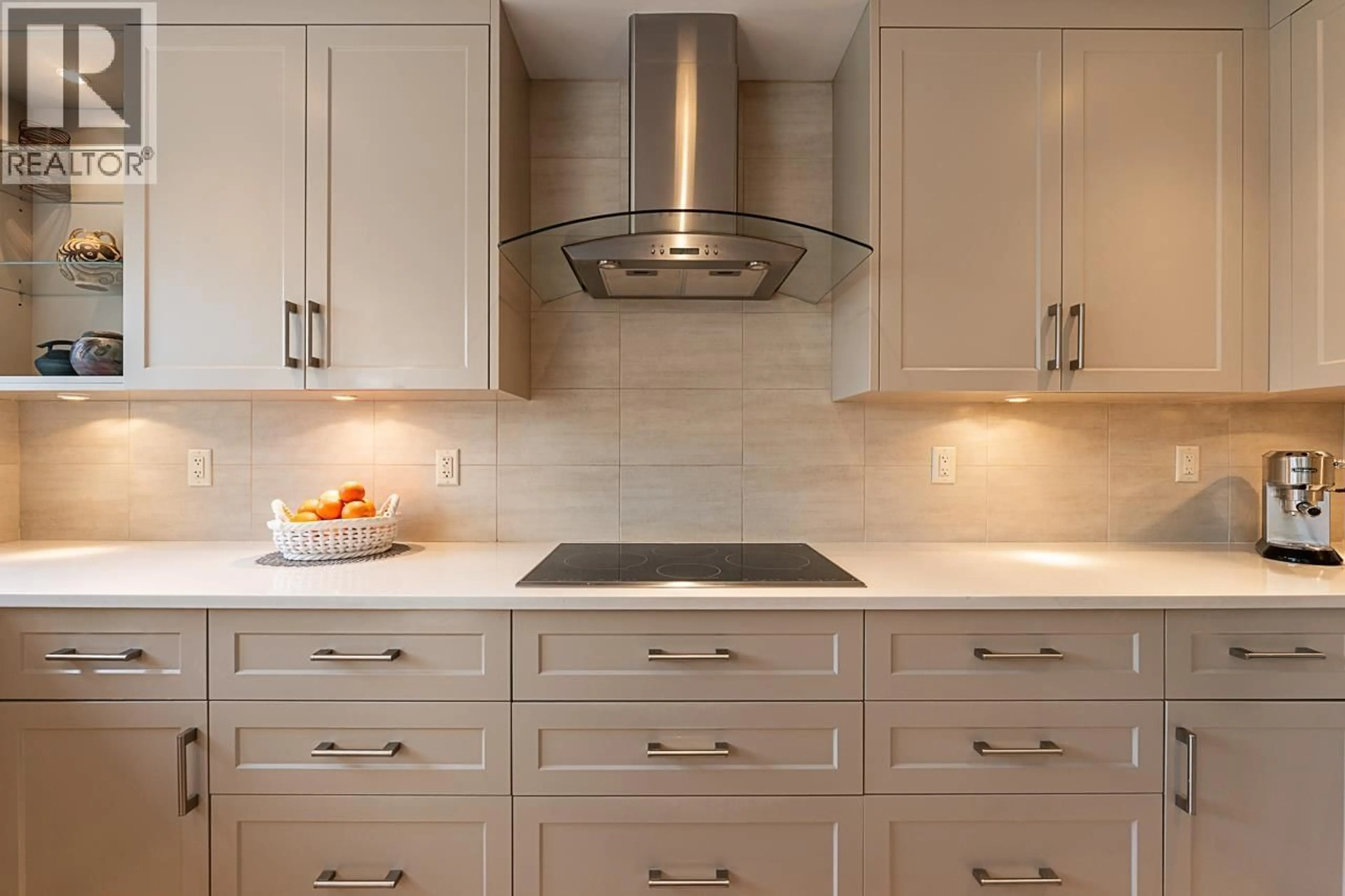 Contemporary kitchen, ceramic/tile floor for 918 50B STREET, Delta British Columbia V4M2V9