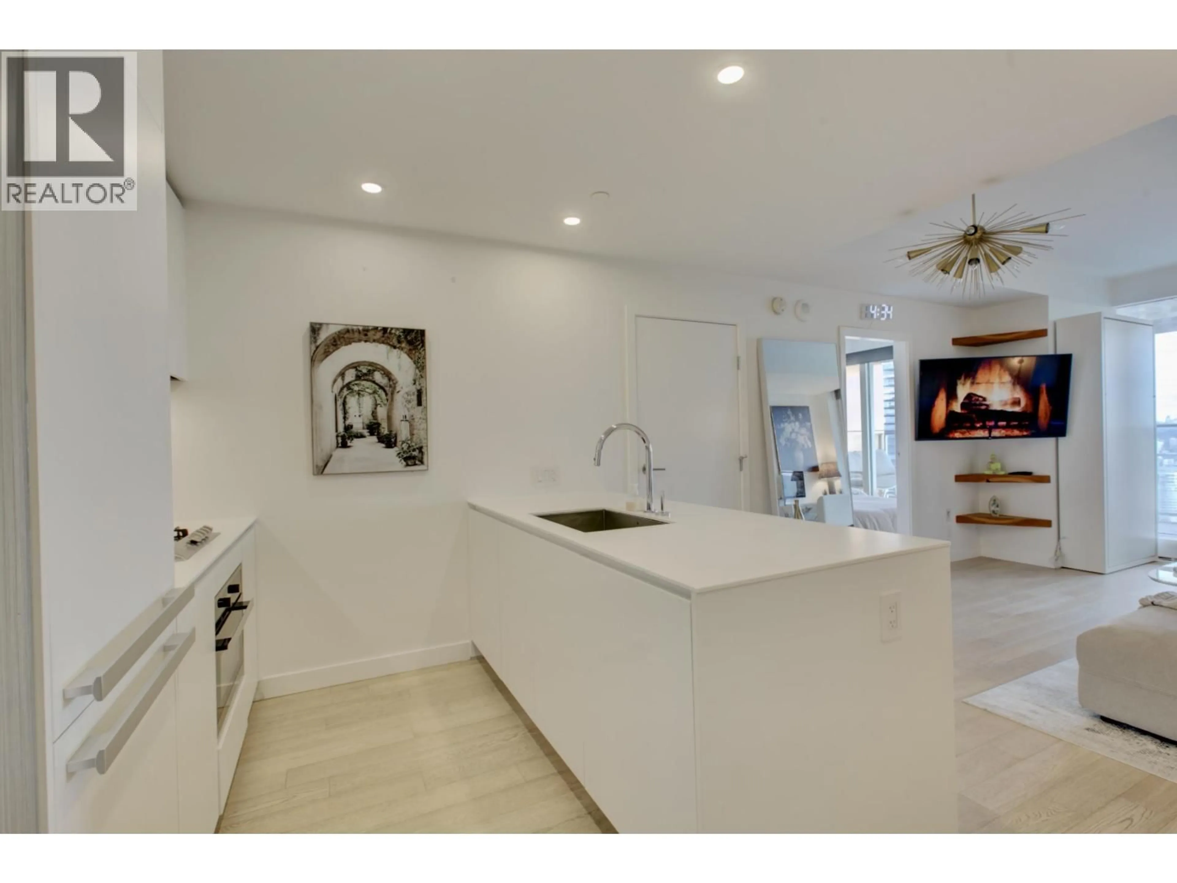 Open concept kitchen, ceramic/tile floor for 3809 - 1480 HOWE STREET, Vancouver British Columbia V6Z0G5