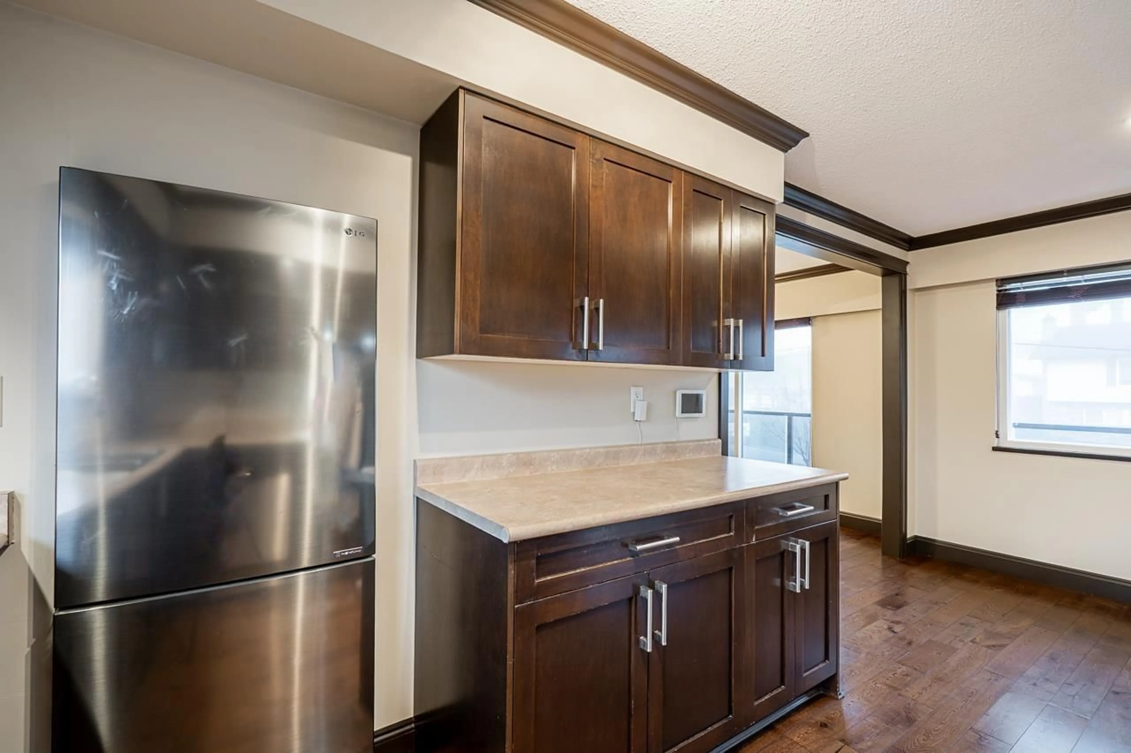 Standard kitchen, unknown for 7533 MALTON DRIVE, Delta British Columbia V4C6W7