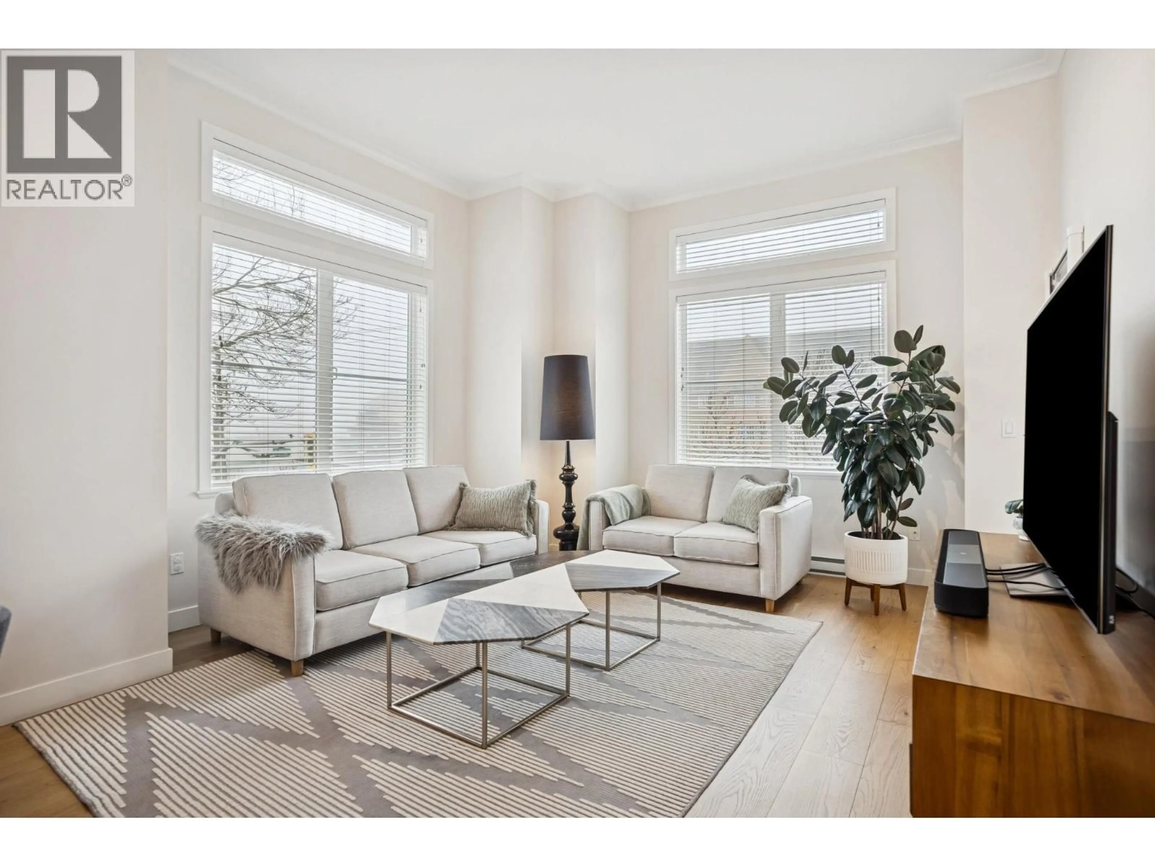 Living room with furniture, unknown for 304 - 1375 VIEW CRESCENT, Delta British Columbia V4L0A3