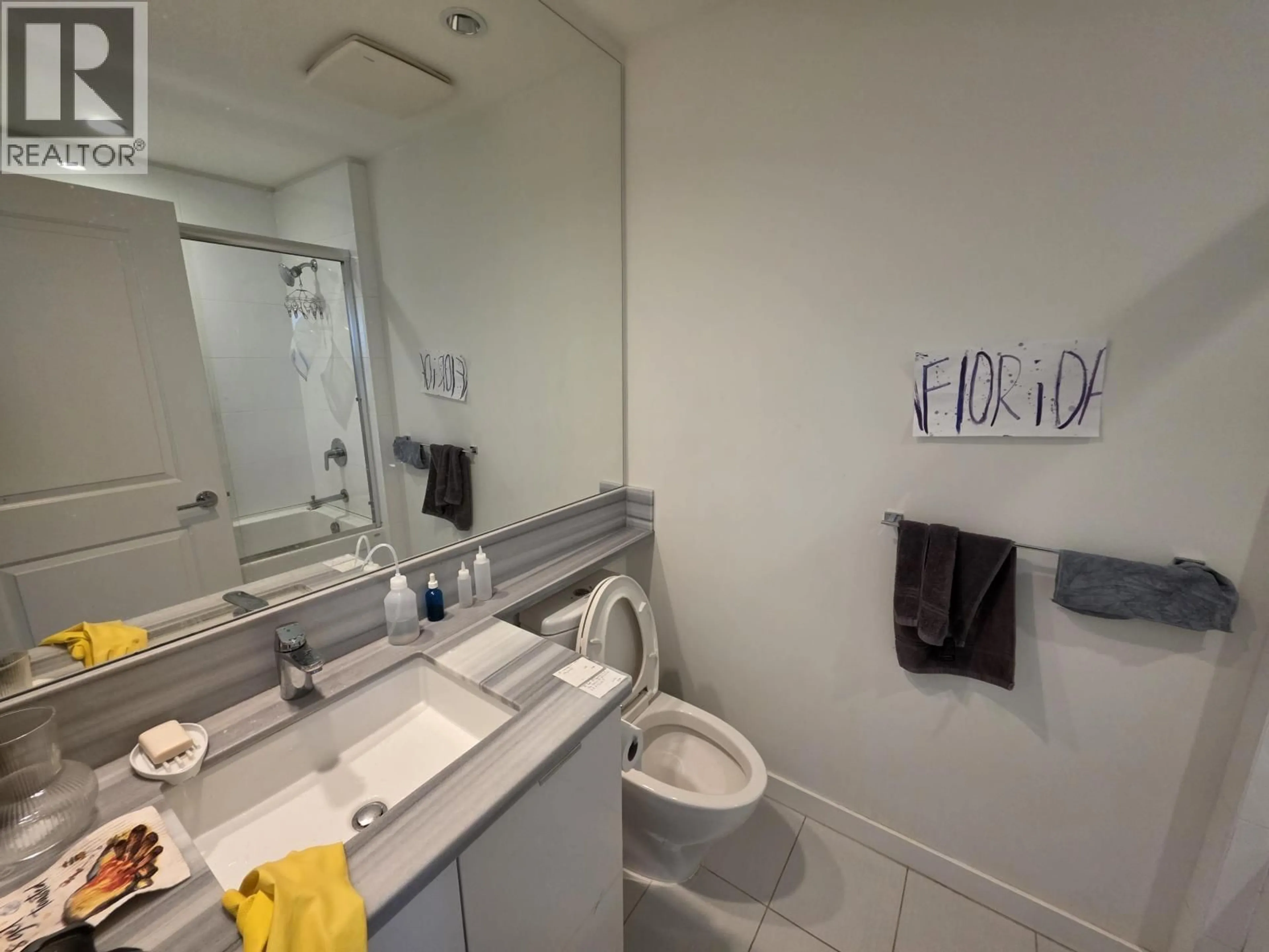 Standard bathroom, floor is not visible for 310 - 3138 RIVERWALK AVENUE, Vancouver British Columbia V5S0B6