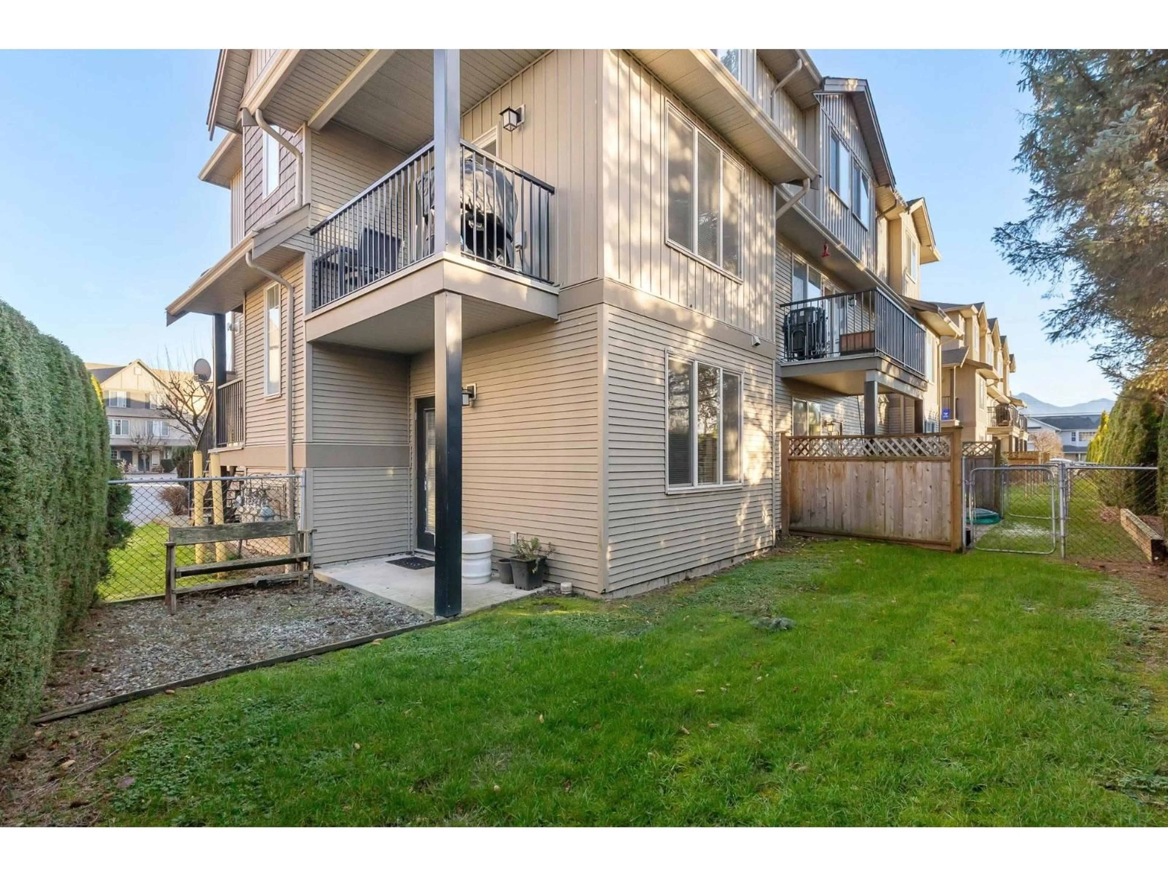 Unknown for 7 - 46321 CESSNA DRIVE, Chilliwack British Columbia V2P1A7