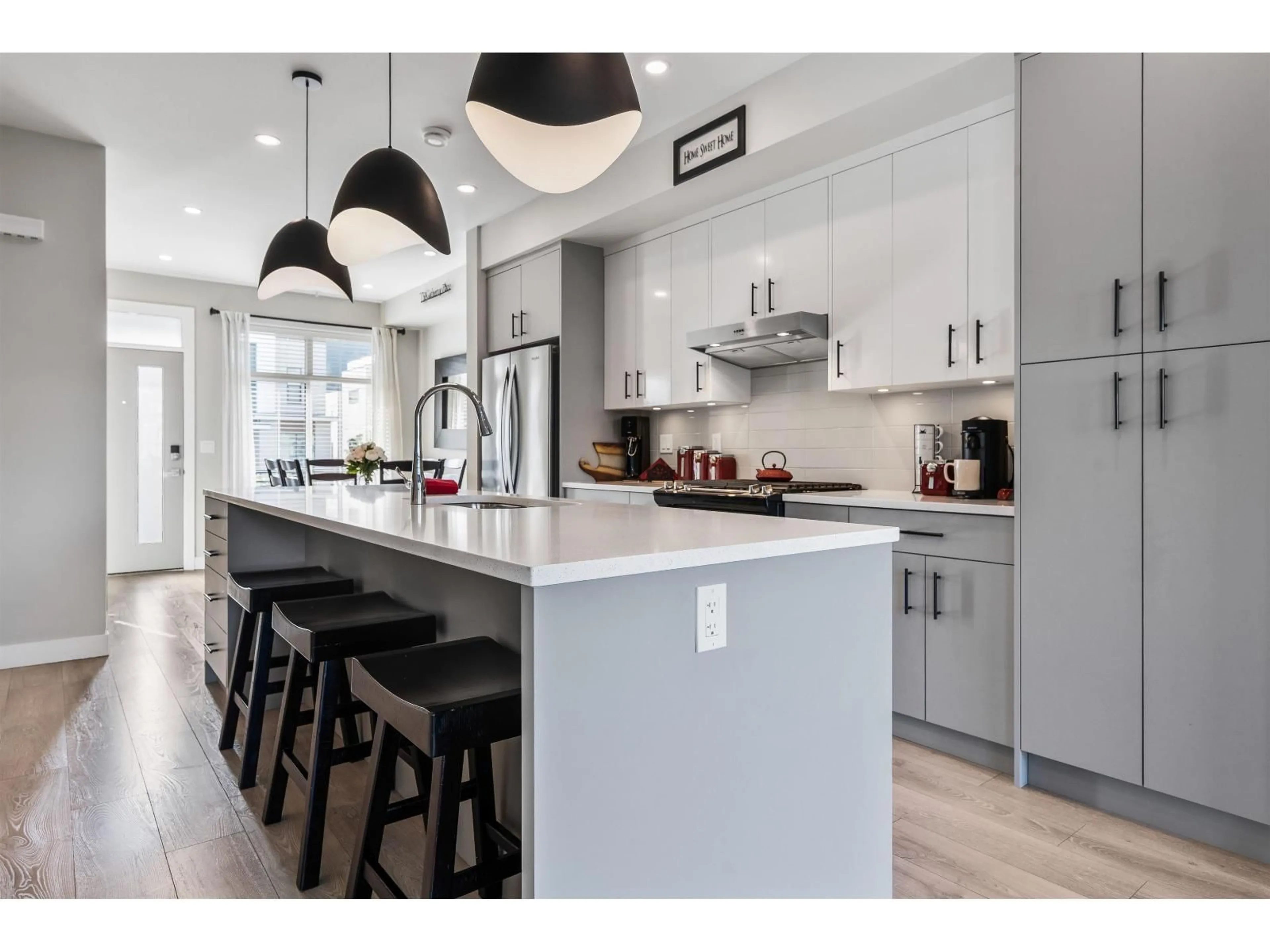 Open concept kitchen, unknown for 118 - 46150 THOMAS ROAD, Chilliwack British Columbia V2R6B3