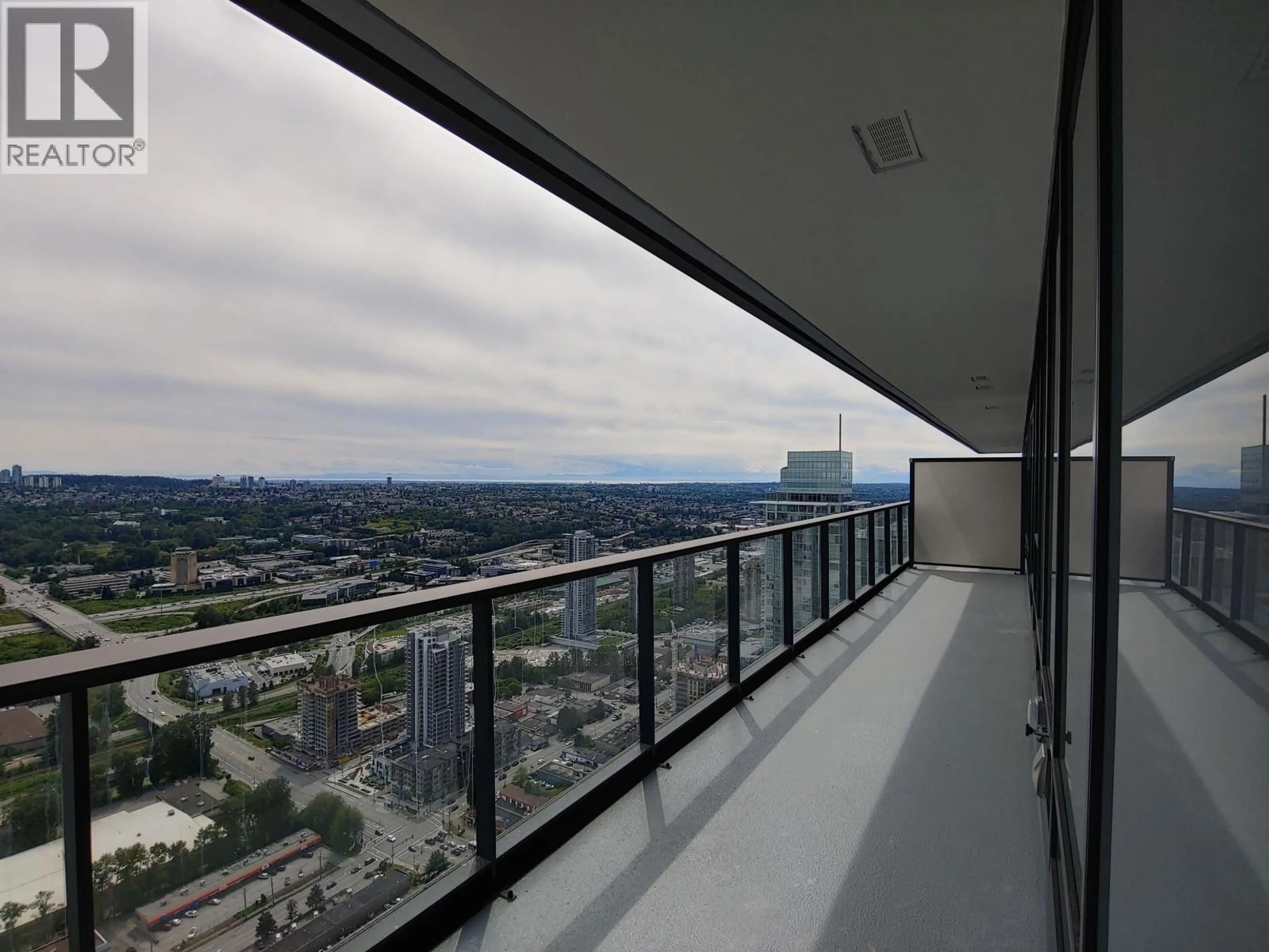 Unknown for 5702 - 1955 ALPHA AVENUE, Burnaby British Columbia V5C0K6