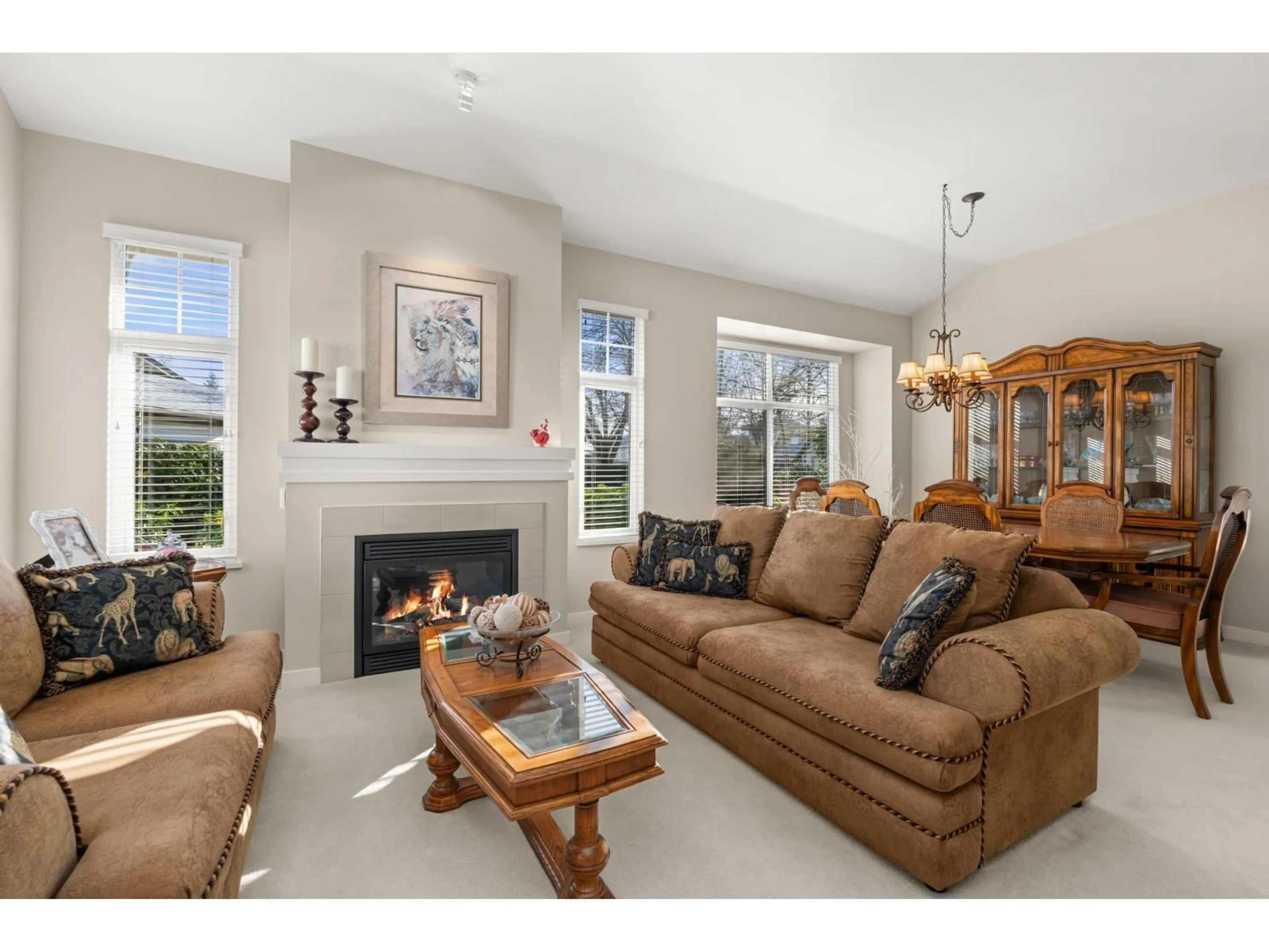 Living room with furniture, ceramic/tile floor for 43 - 15188 62A AVENUE, Surrey British Columbia V3S1W7