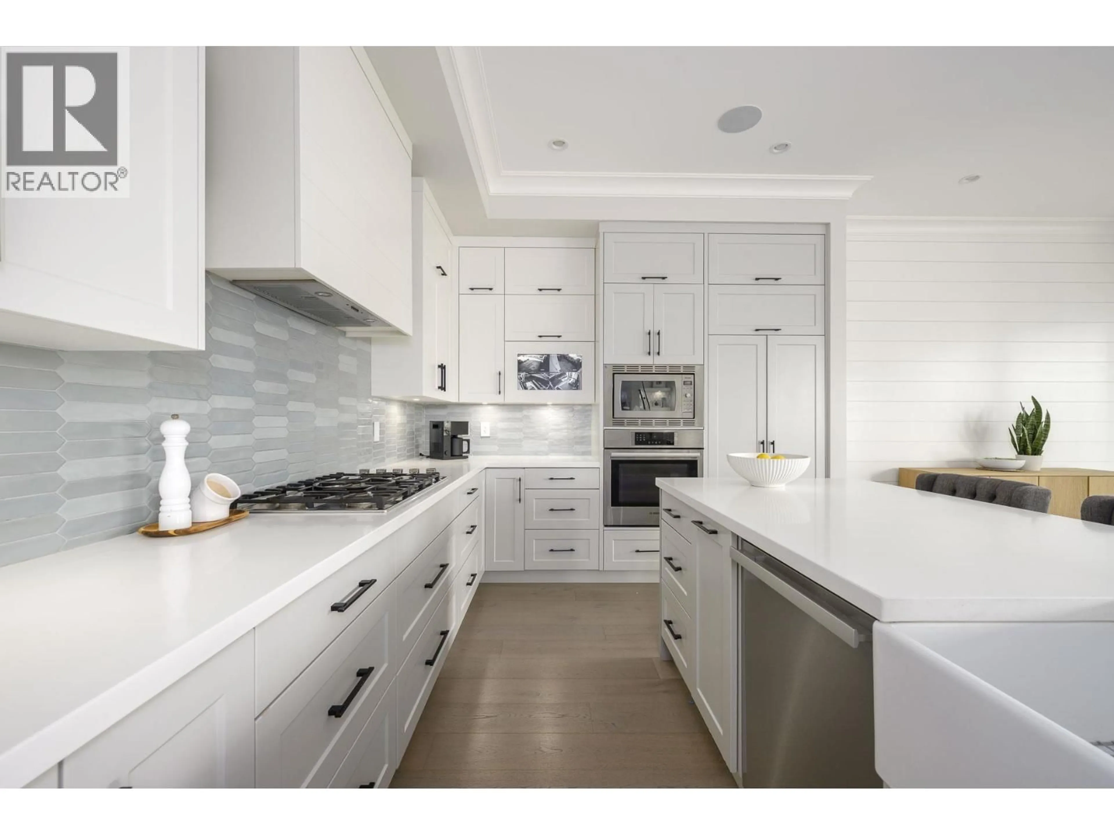 Contemporary kitchen, ceramic/tile floor for 702 ROBINSON STREET, Coquitlam British Columbia V3J2W9