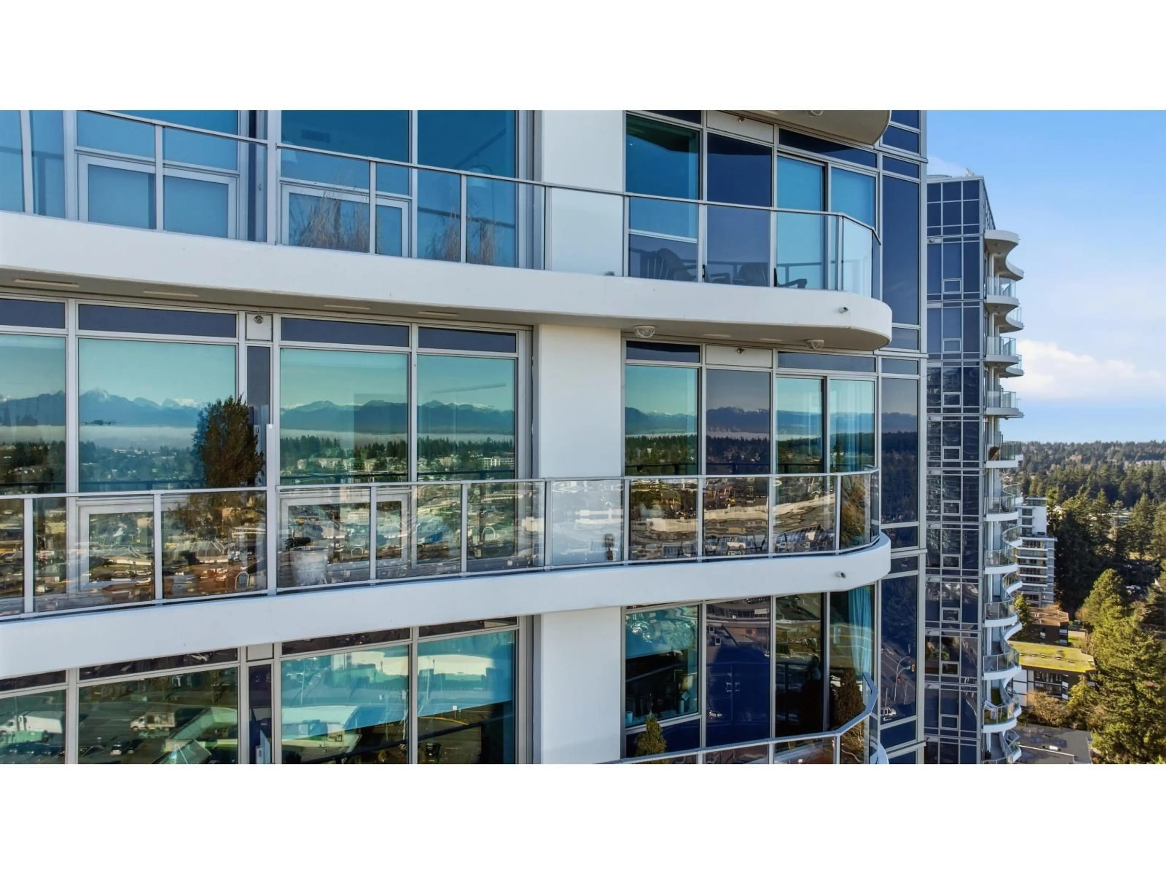 Unknown for 2001 - 1501 FOSTER STREET, White Rock British Columbia V4B0C3