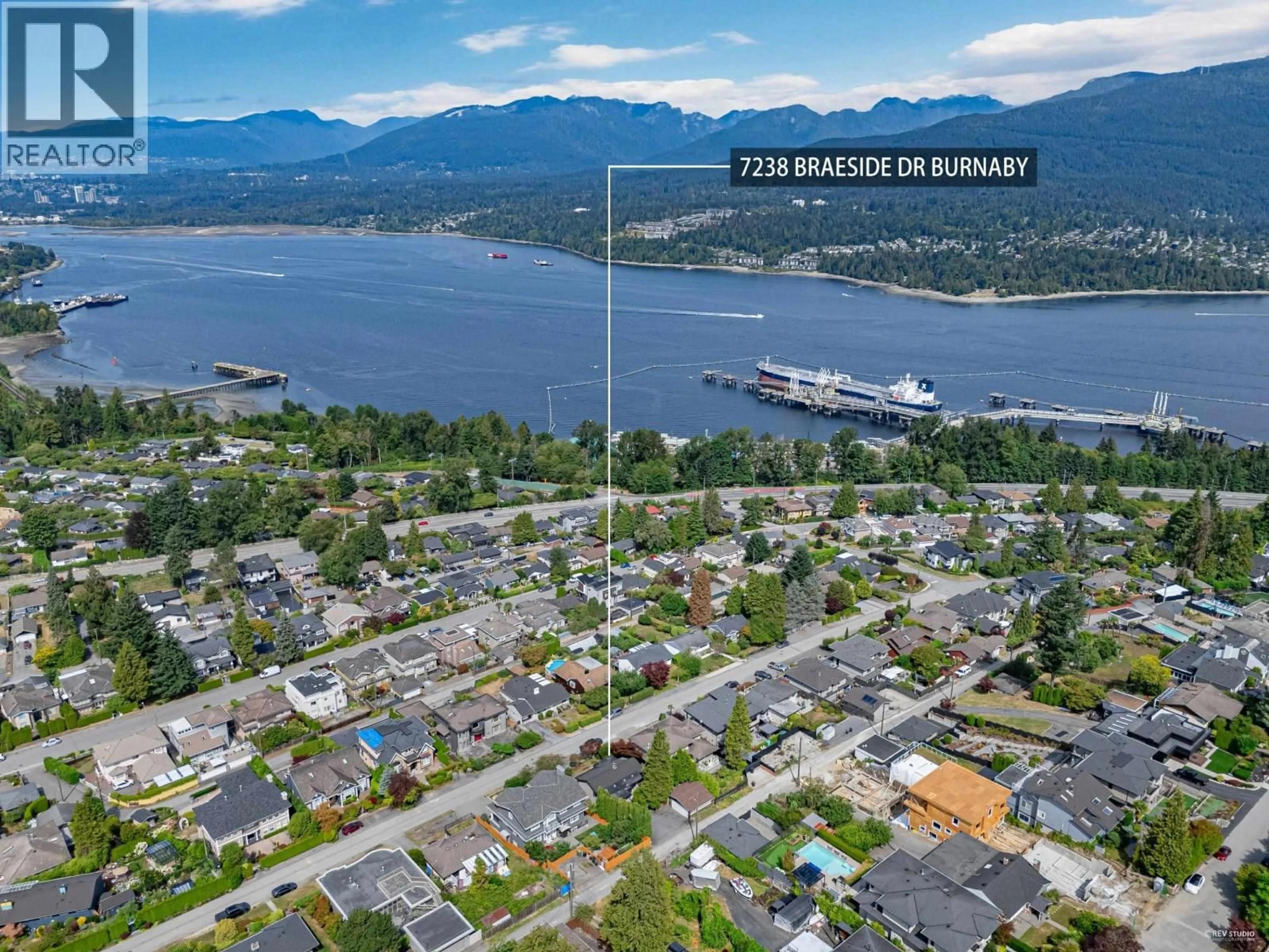 A pic from outside/outdoor area/front of a property/back of a property/a pic from drone, water/lake/river/ocean view for 7238 BRAESIDE DRIVE, Burnaby British Columbia V5A1E8