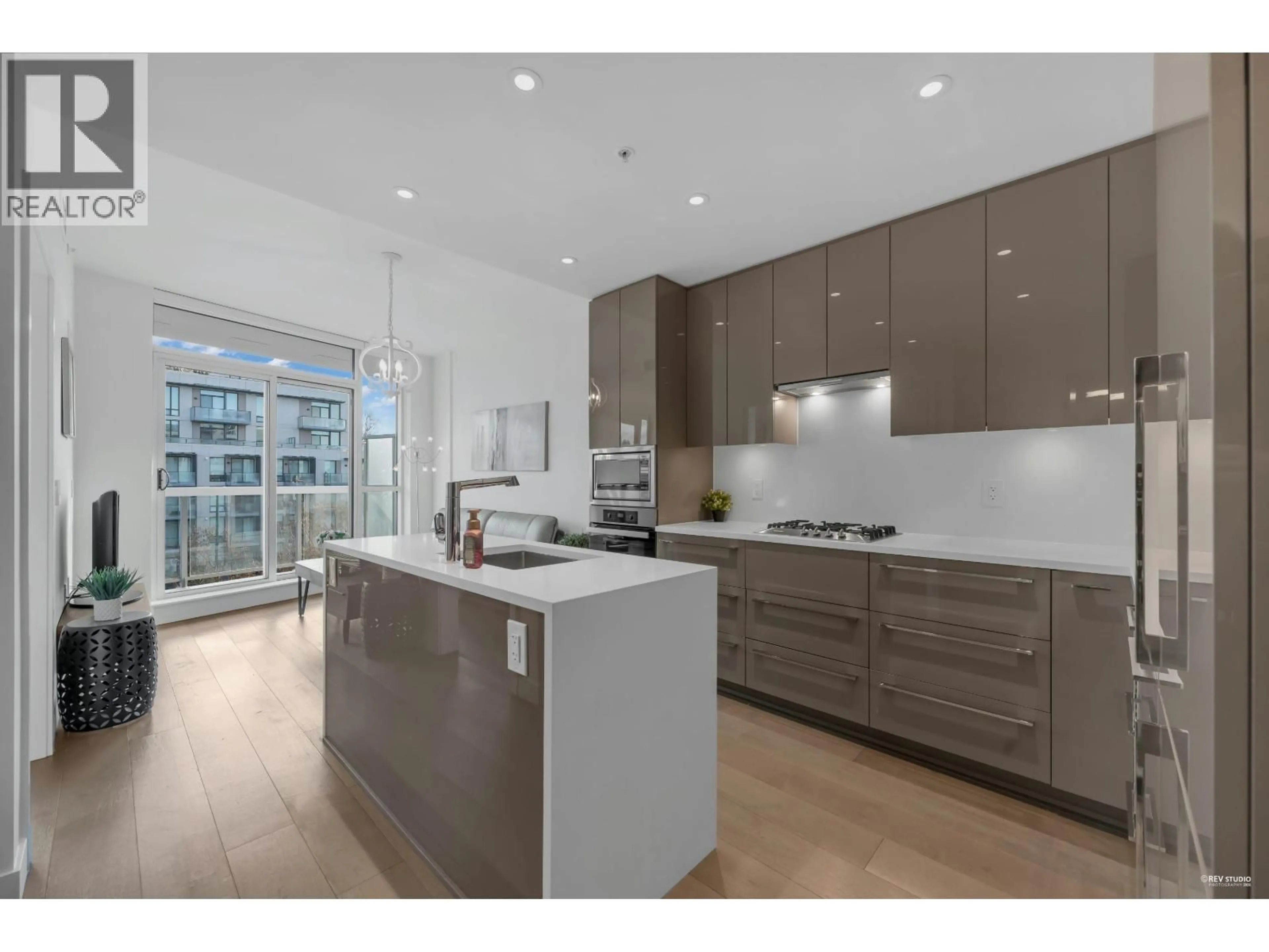 Open concept kitchen, unknown for 405 - 5189 CAMBIE STREET, Vancouver British Columbia V5Z2Z6