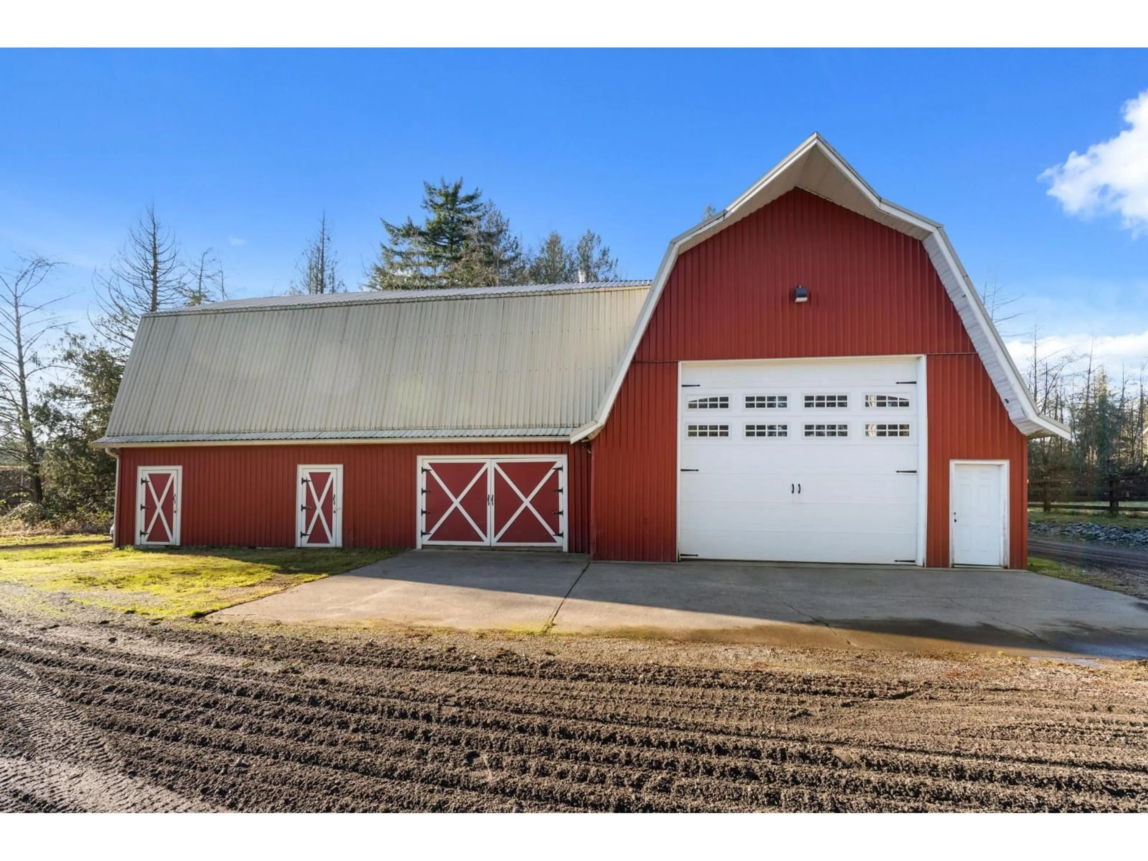 Indoor garage for 22015 40 AVENUE, Langley British Columbia V2Z1N7
