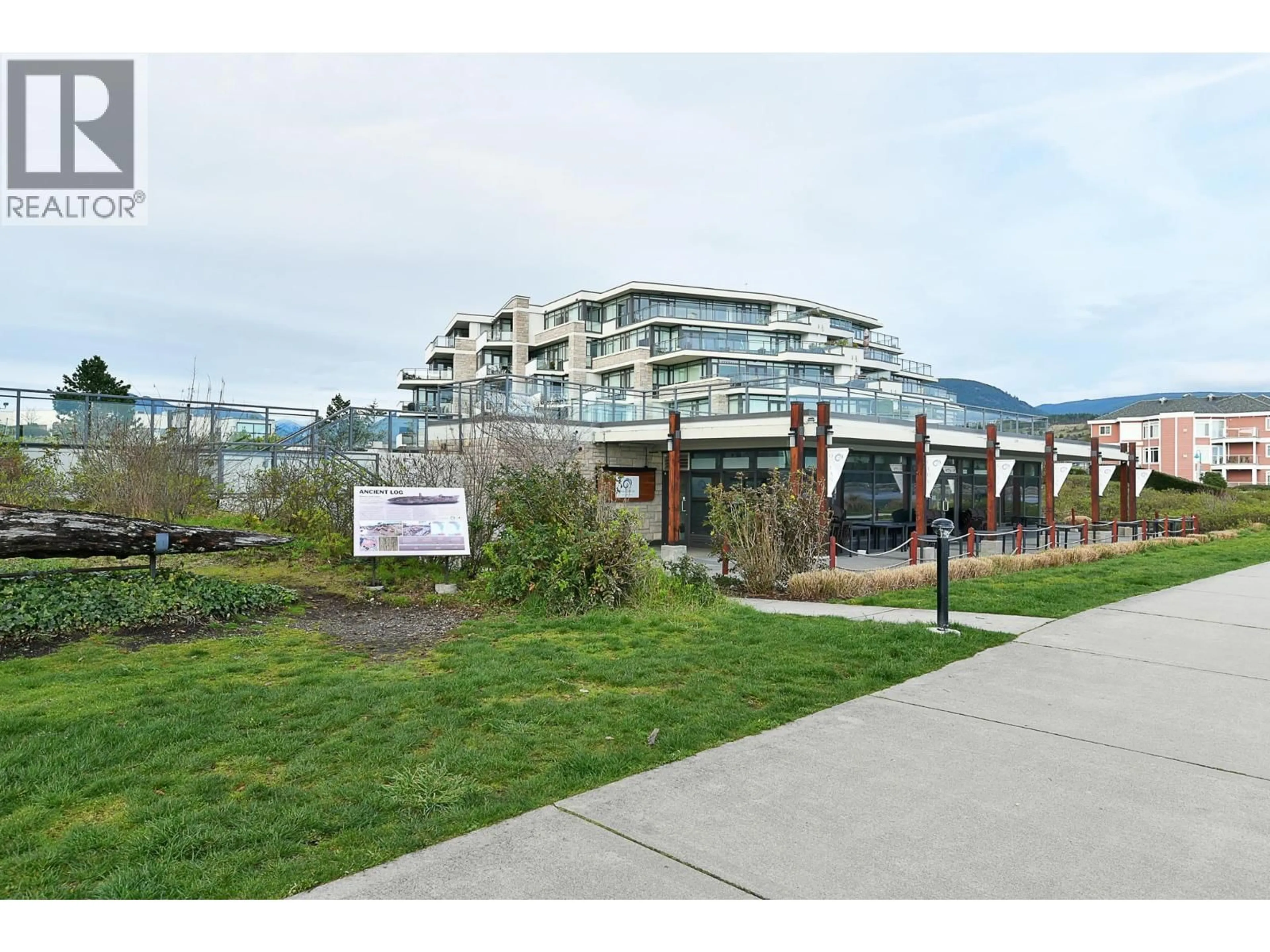 Unknown for 306 - 5665 TEREDO STREET, Sechelt British Columbia V7Z0J2