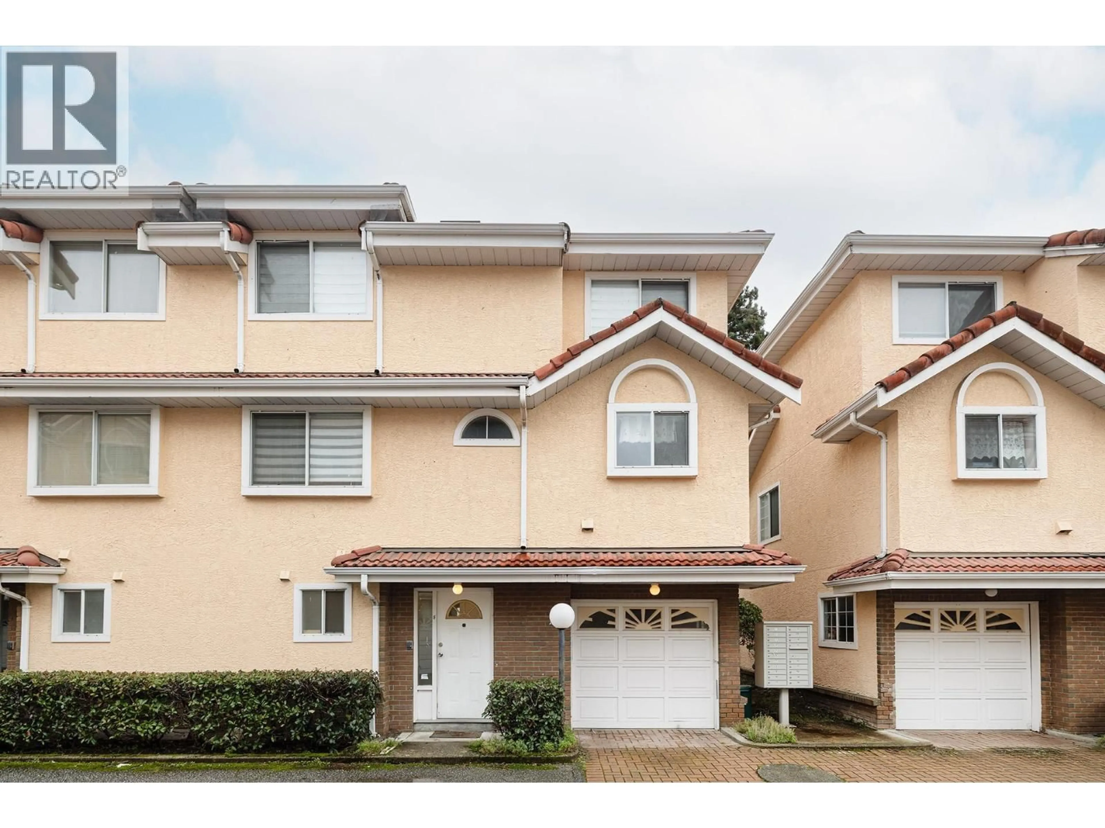 Unknown for 5 - 8651 GENERAL CURRIE ROAD, Richmond British Columbia V6Y1M3