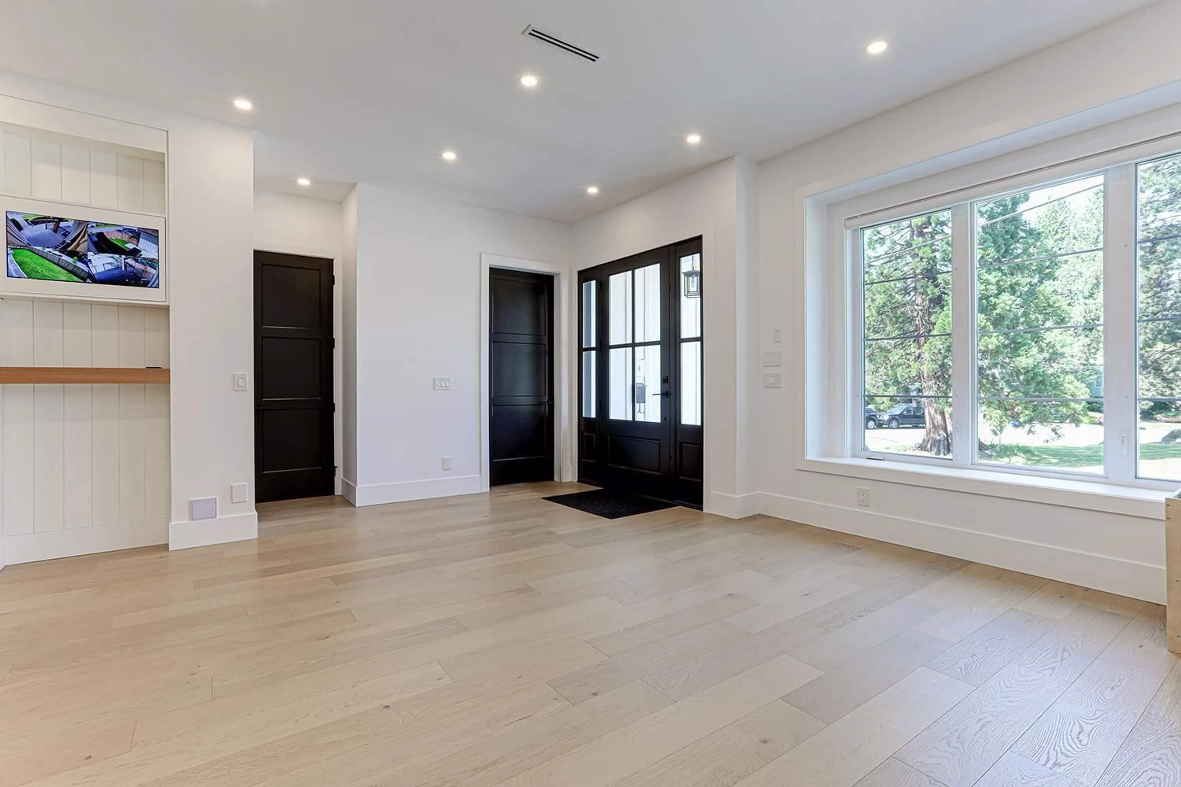 Indoor entryway for 10486 SUNRIDGE PLACE, Delta British Columbia V4C2M8