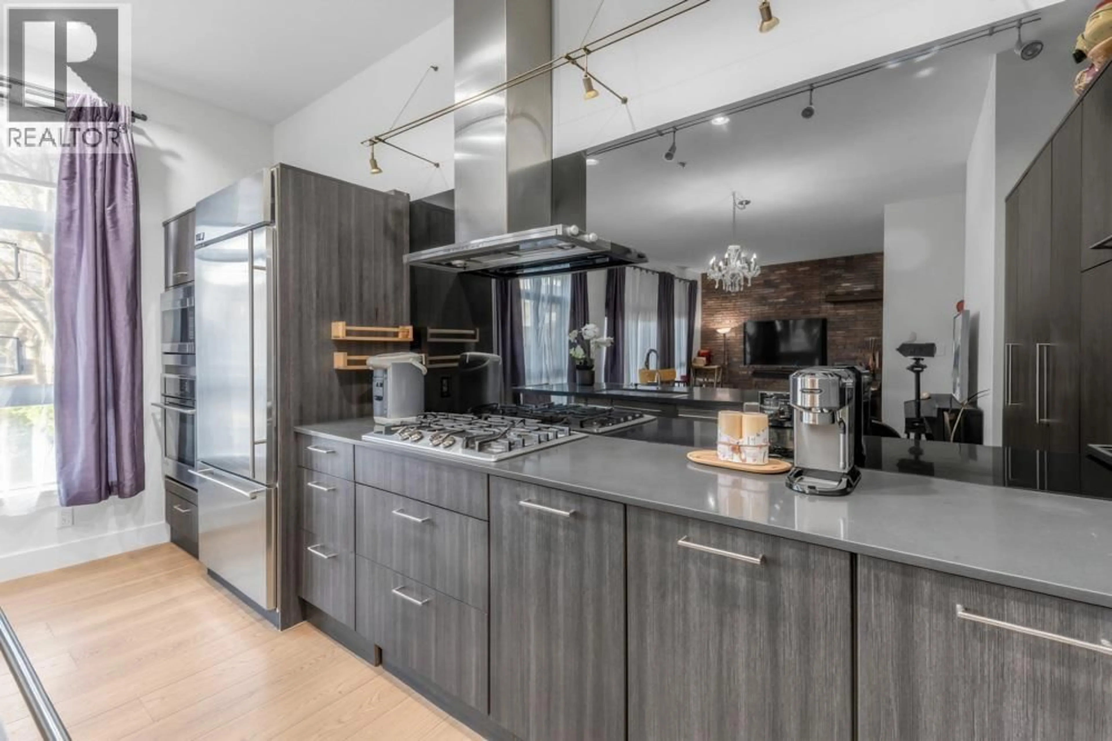Contemporary kitchen, unknown for 101 - 220 SALTER STREET, New Westminster British Columbia V3M0H4