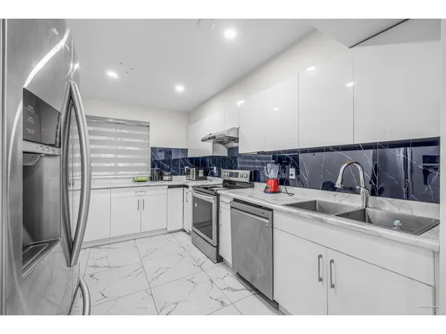 56 - 9955 140 STREET, Surrey 4