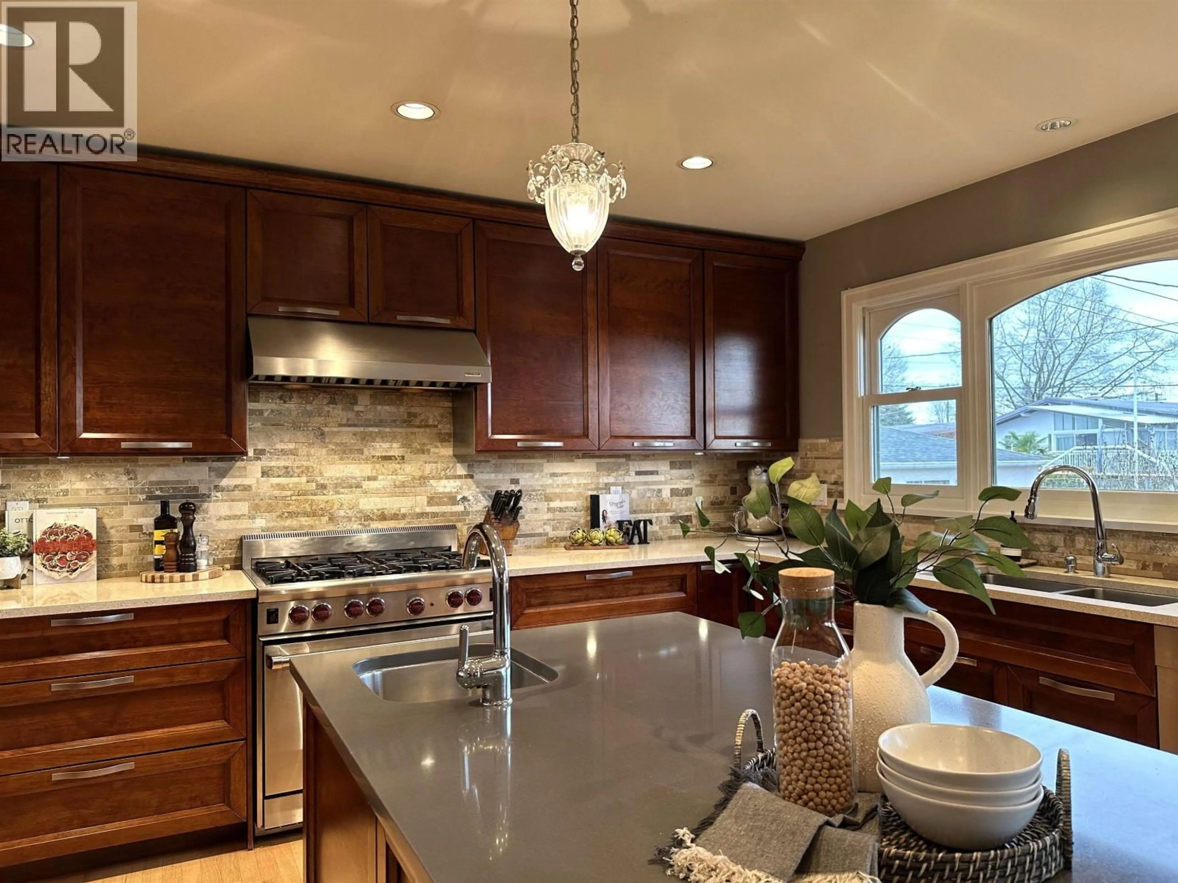 Contemporary kitchen, ceramic/tile floor for 3766 ETON STREET, Burnaby British Columbia V5C1J2