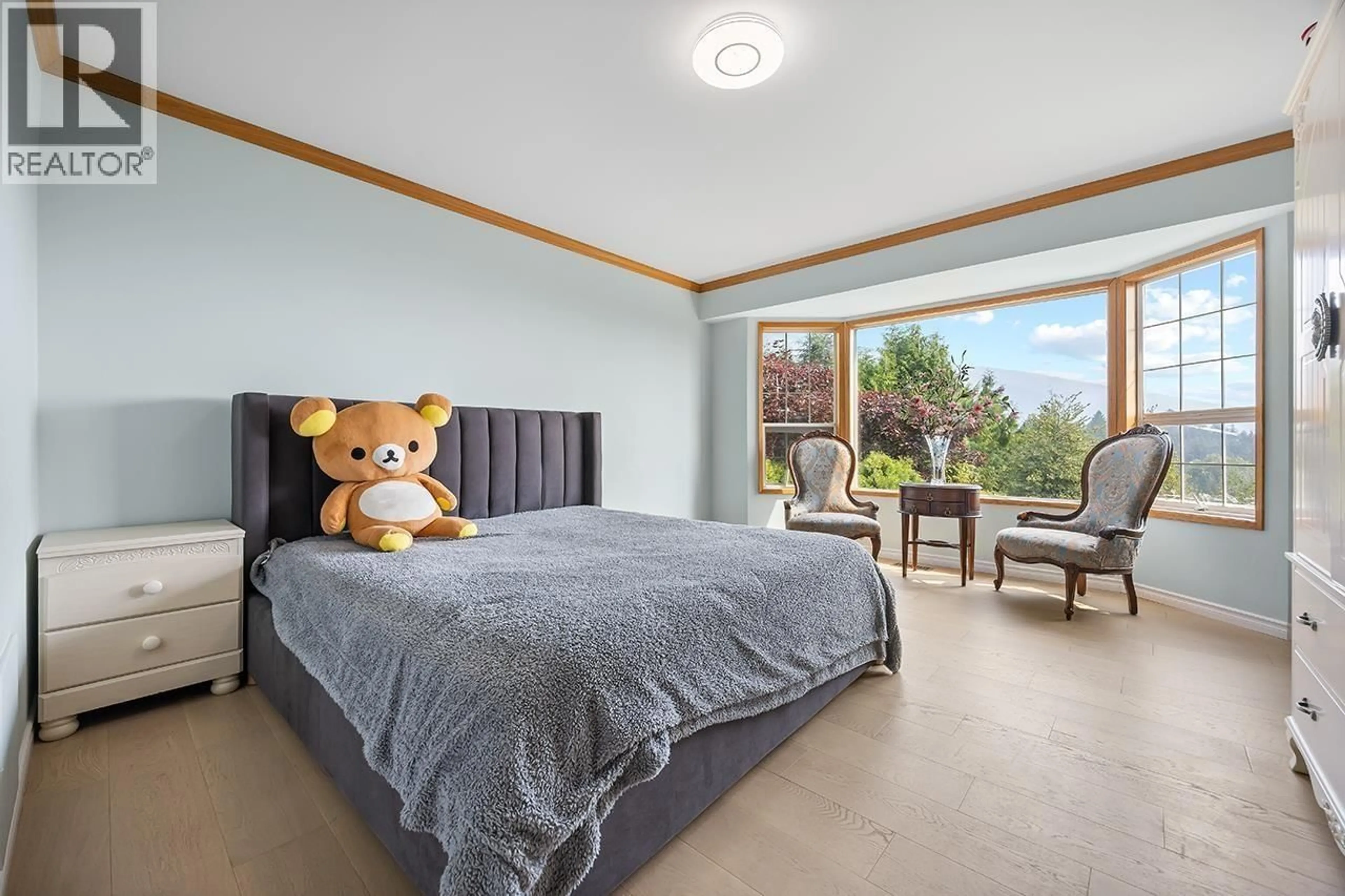 Bedroom with bed, unknown for 96 BONNYMUIR DRIVE, West Vancouver British Columbia V7S1L2