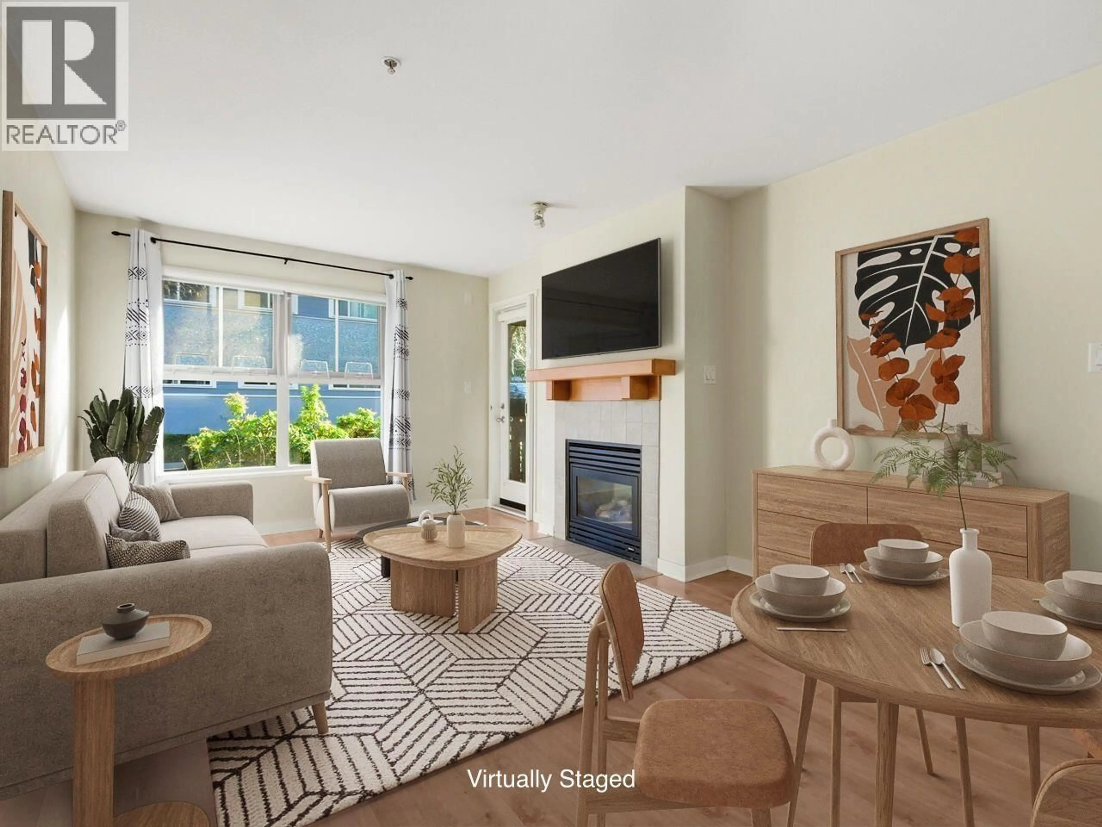 Living room with furniture, unknown for 208 - 38 SEVENTH AVENUE, New Westminster British Columbia V3L5W2